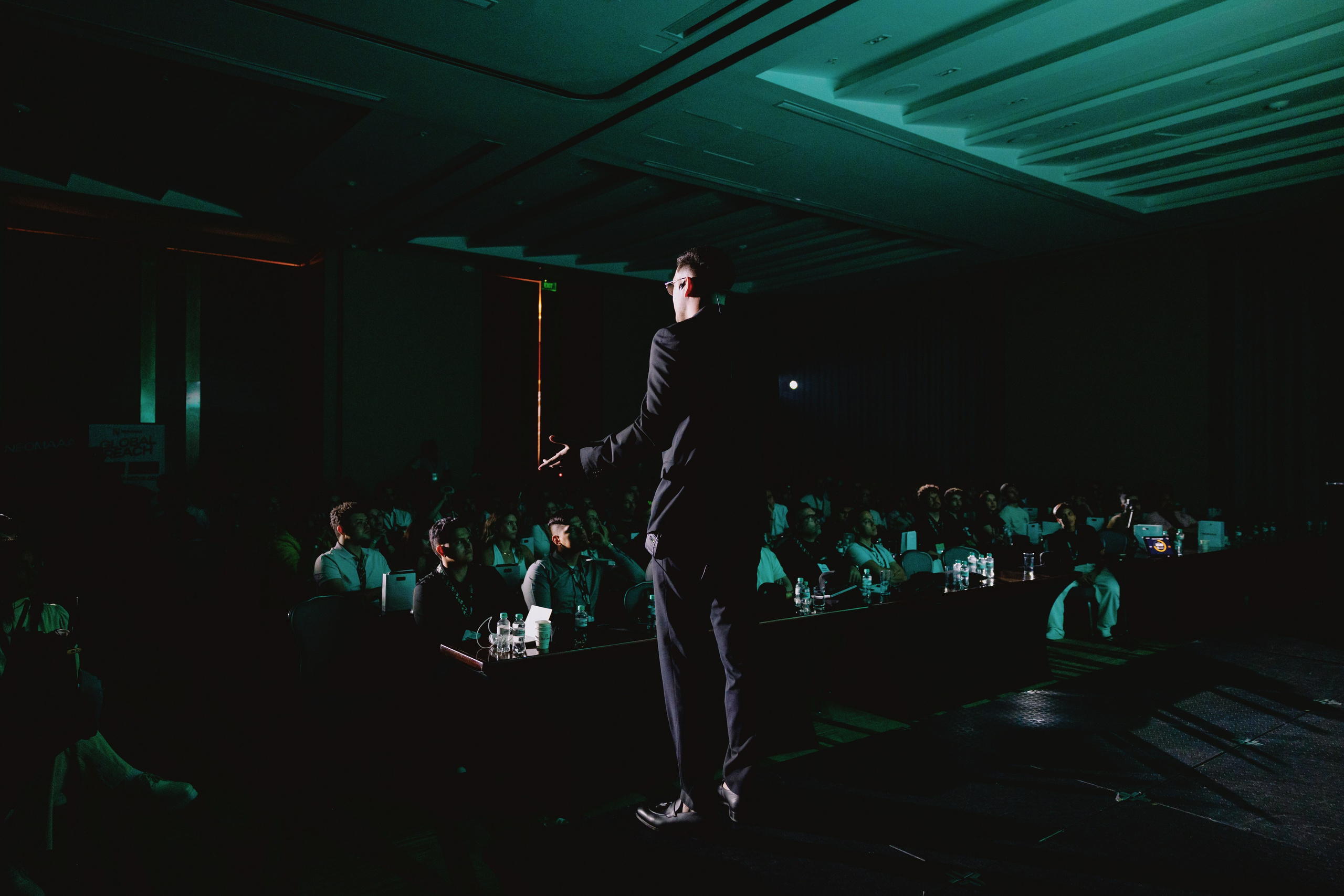 TRADERS DAY By NeomAAA Medellin. NeomAAA Funds Gallery