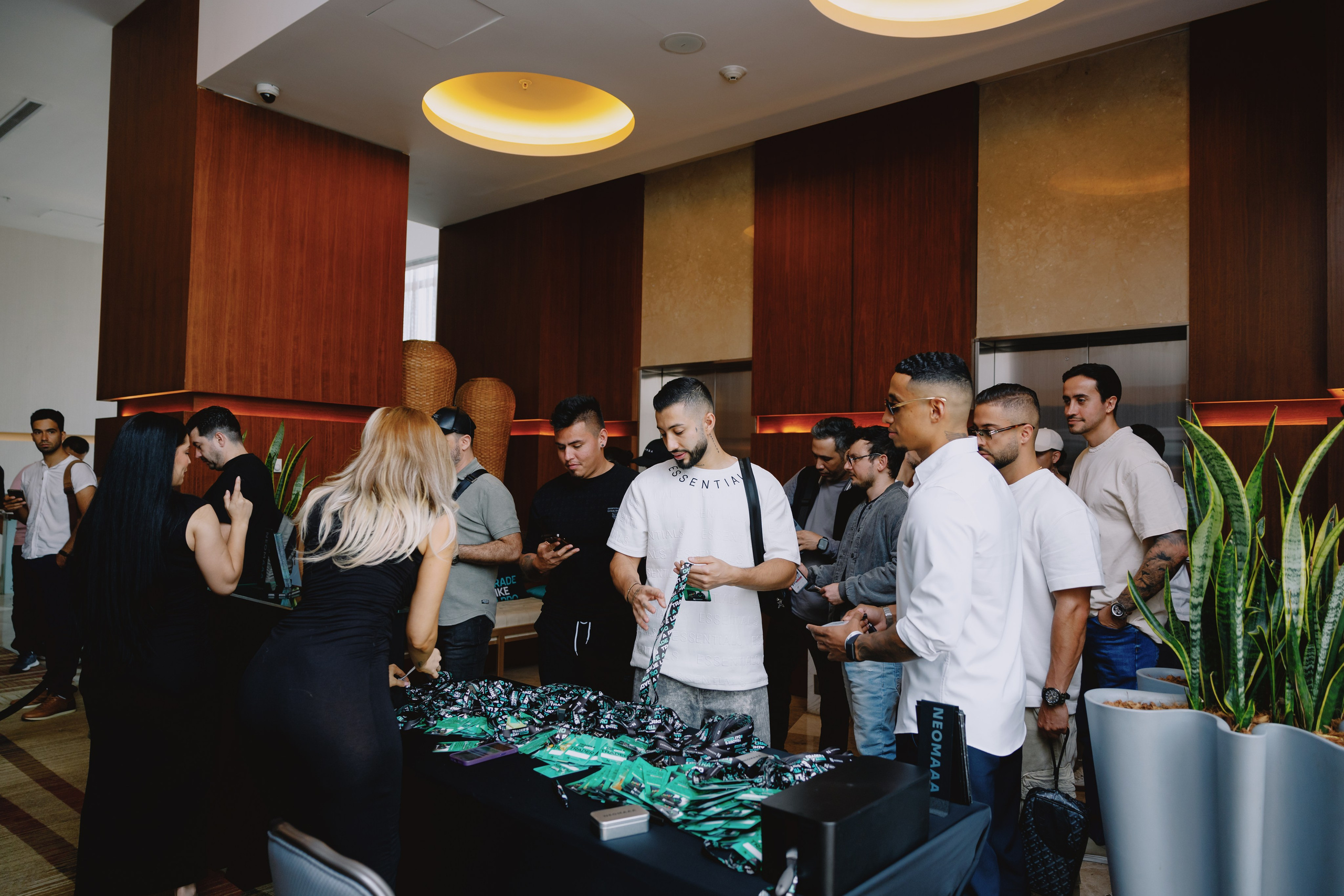 TRADERS DAY By NeomAAA Medellin. NeomAAA Funds Gallery