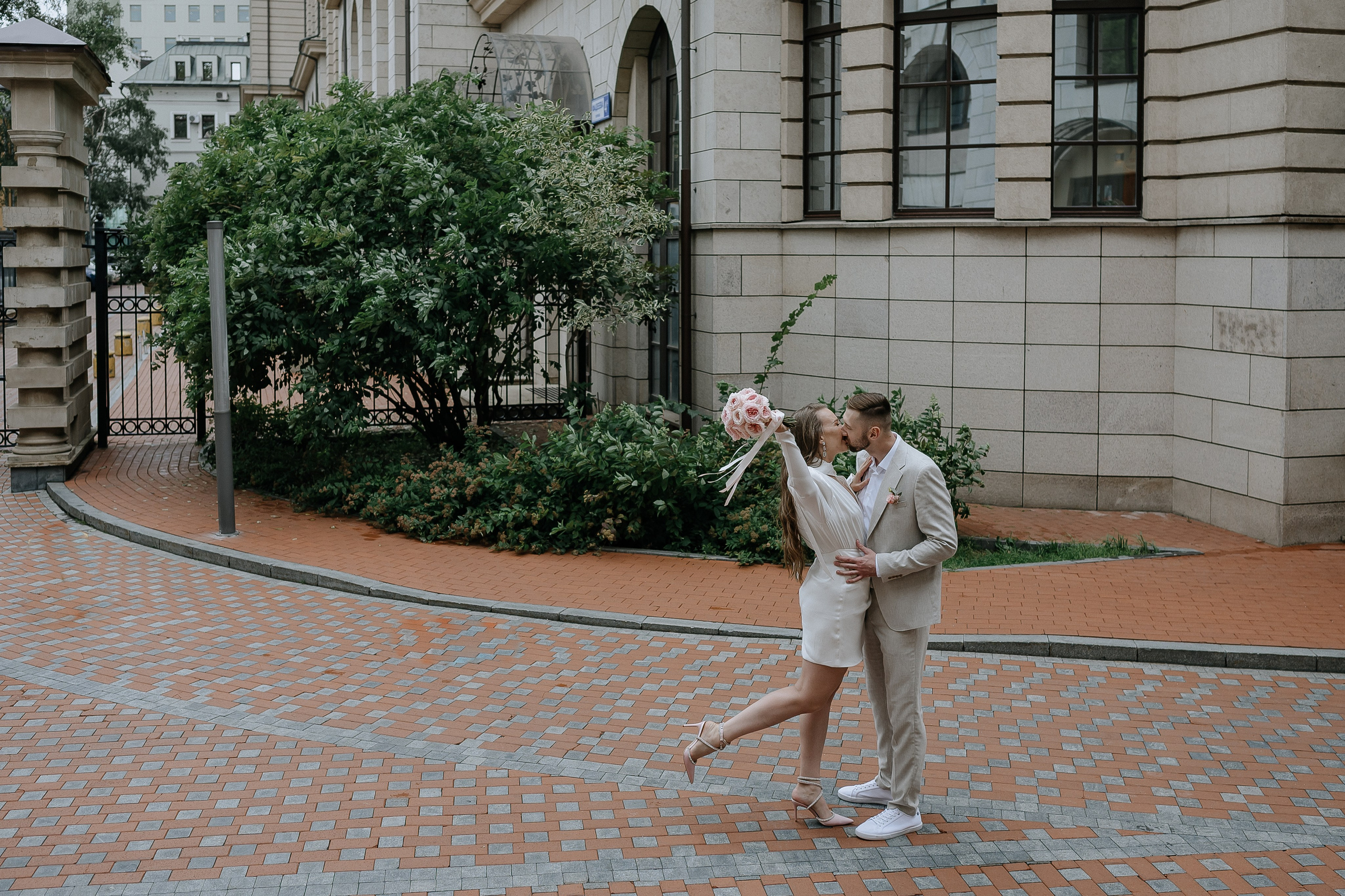 Свадебная фотосессия на территории ЖК Итальянский квартал