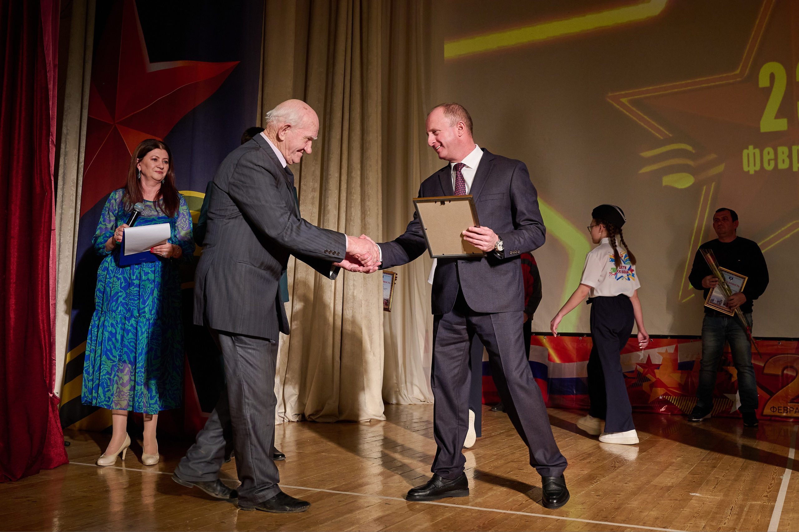 Кабардинка 23 февраля. Жизнь курорта Кабардинка в фотографиях