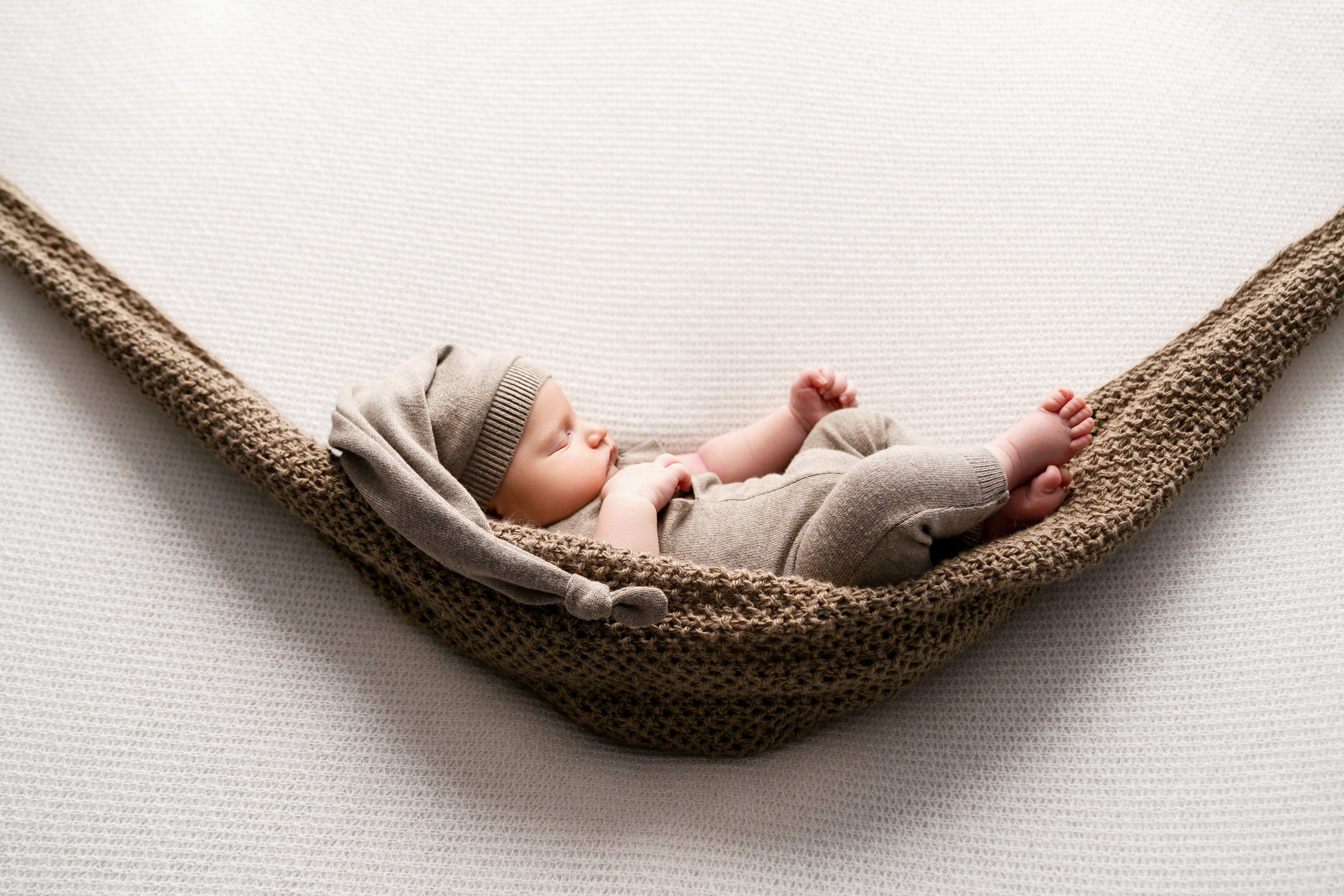 Фотосессия новорожденного (newborn). Фотограф новорожденных, детей до года и беременных в Симферополе