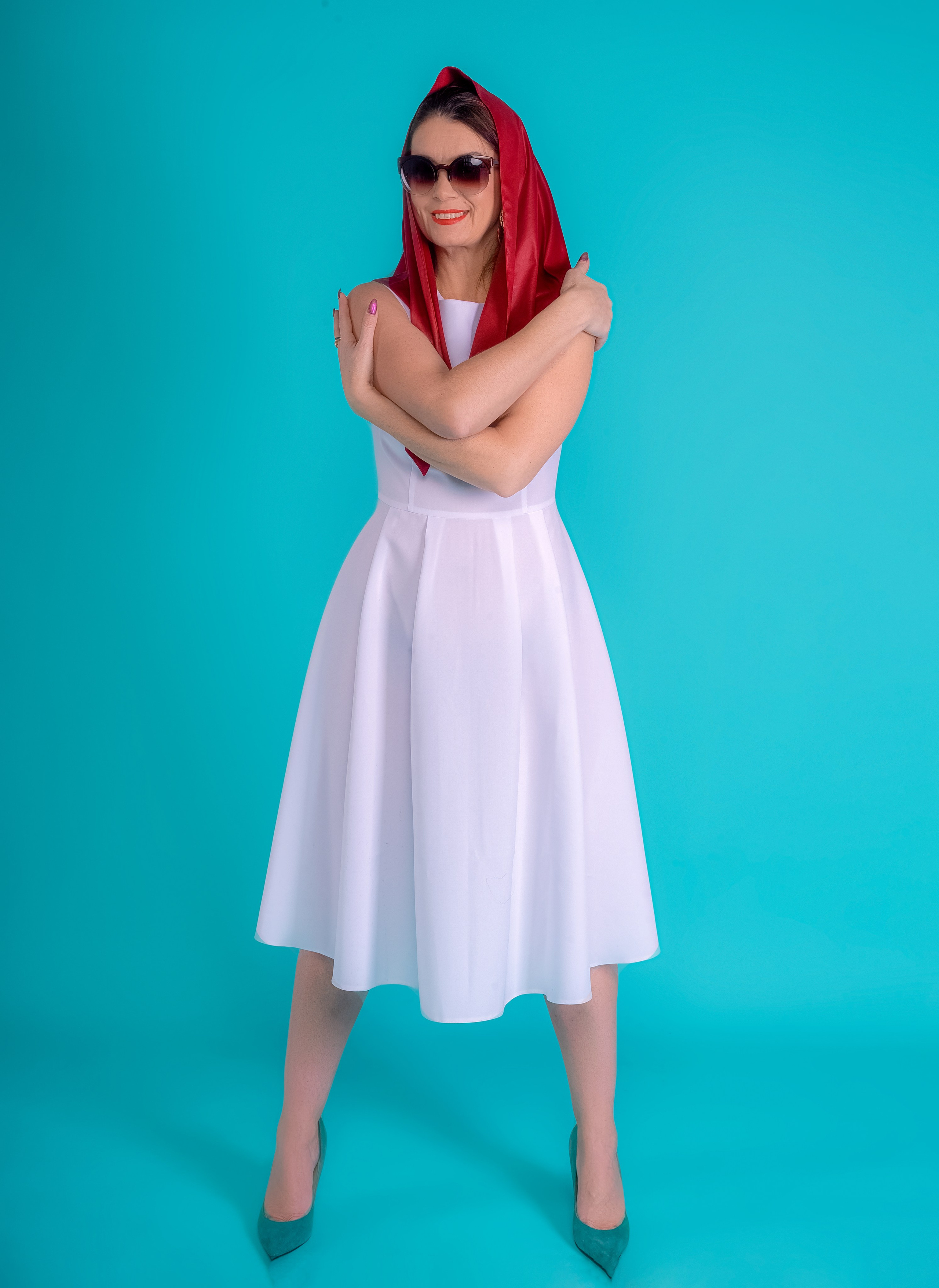 модель ,одежда ,дизайнерская одежда , позирование , модельные снепы , портфолио , модельное портфолио , фото модели . модель , студия , свет ,эмоция ,харизма .