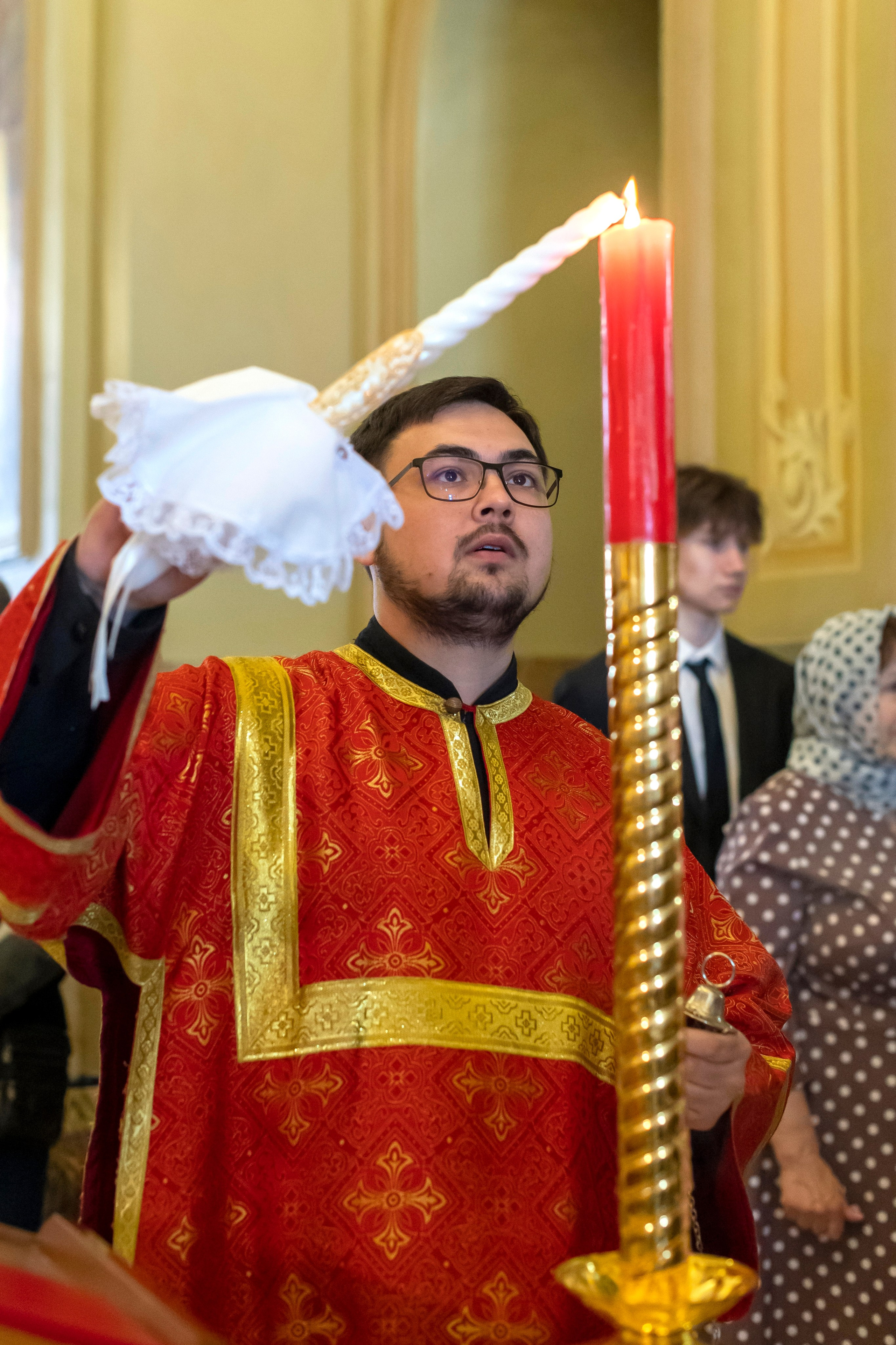 Венчание в храме Климента Папы Римского на Третьяковской. Свадебный и семейный фотограф в Москве Ирина Гончарова