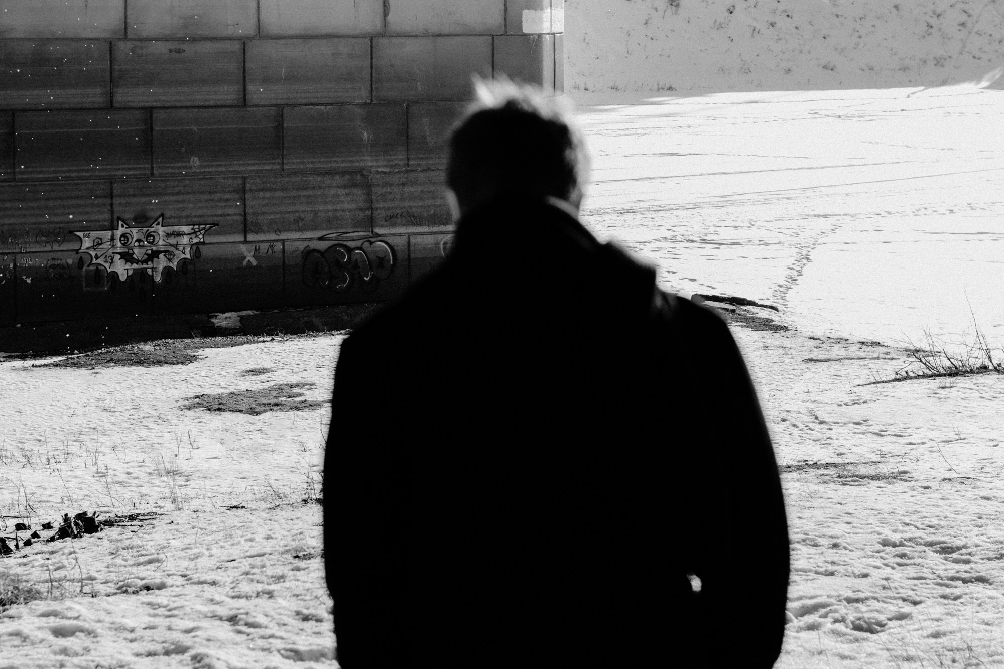 Зимний портрет у воды, Набережная Туры