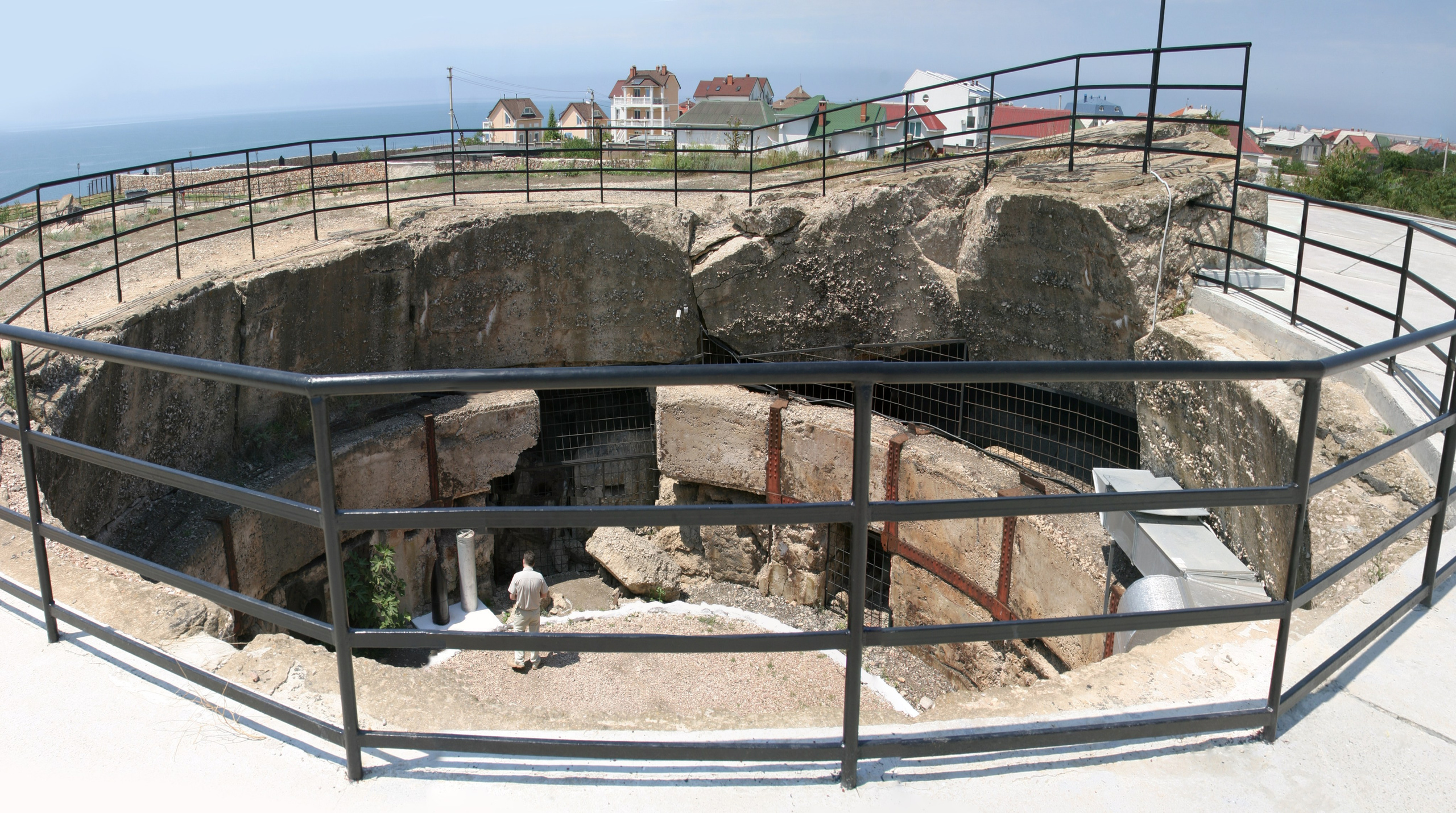 Музеи Севастополя, что посмотреть в Севастополе, экскурсии по Севастополю. Профессиональная фотосъемка в Крыму. Натуральные эмоции и живые кадры. Забронируйте дату прямо сейчас!