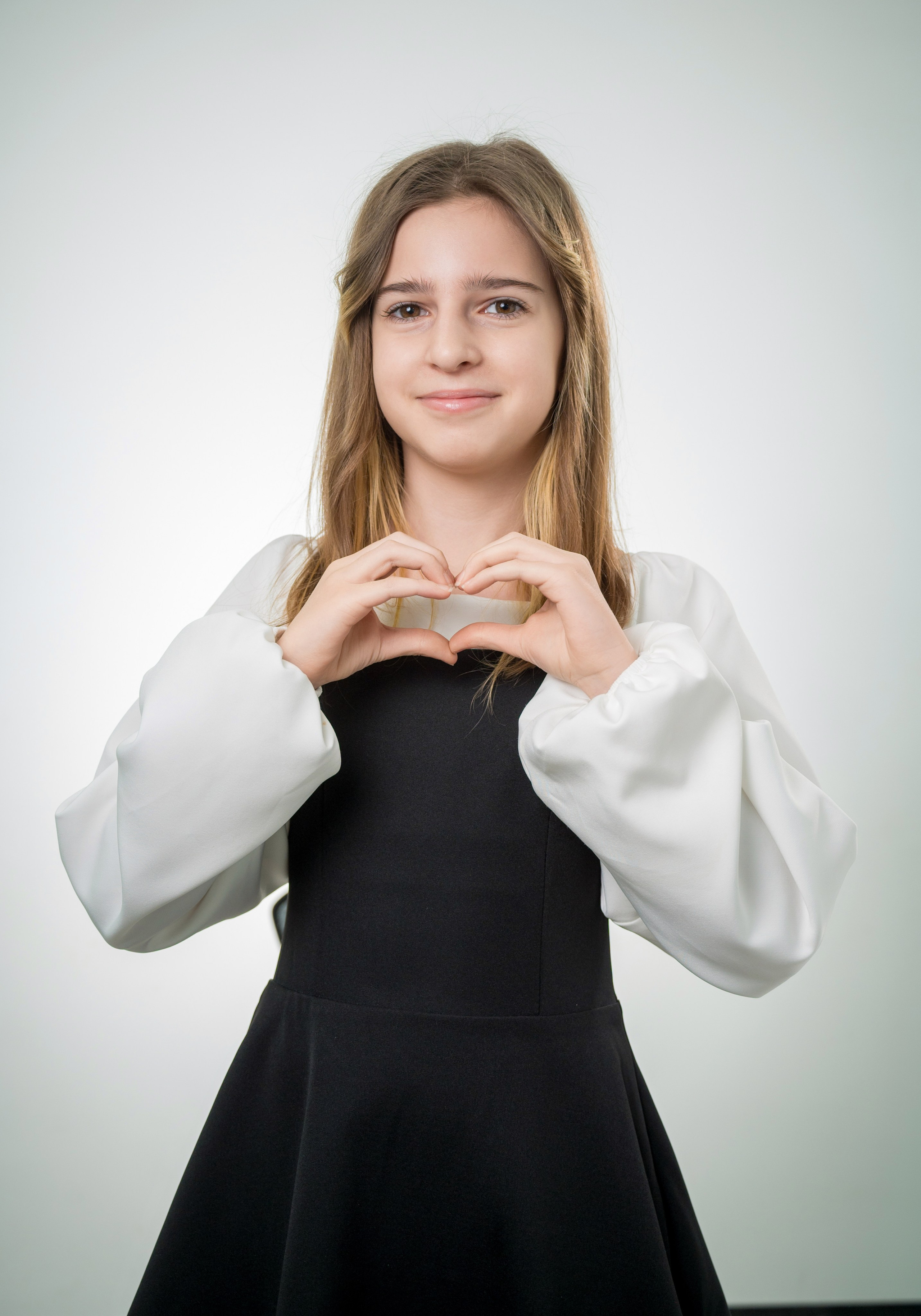 Школьные фото младших классов Нижневартовск | Портфолио фотографа. AR-t студия «Альбом+», г. Нижневартовск