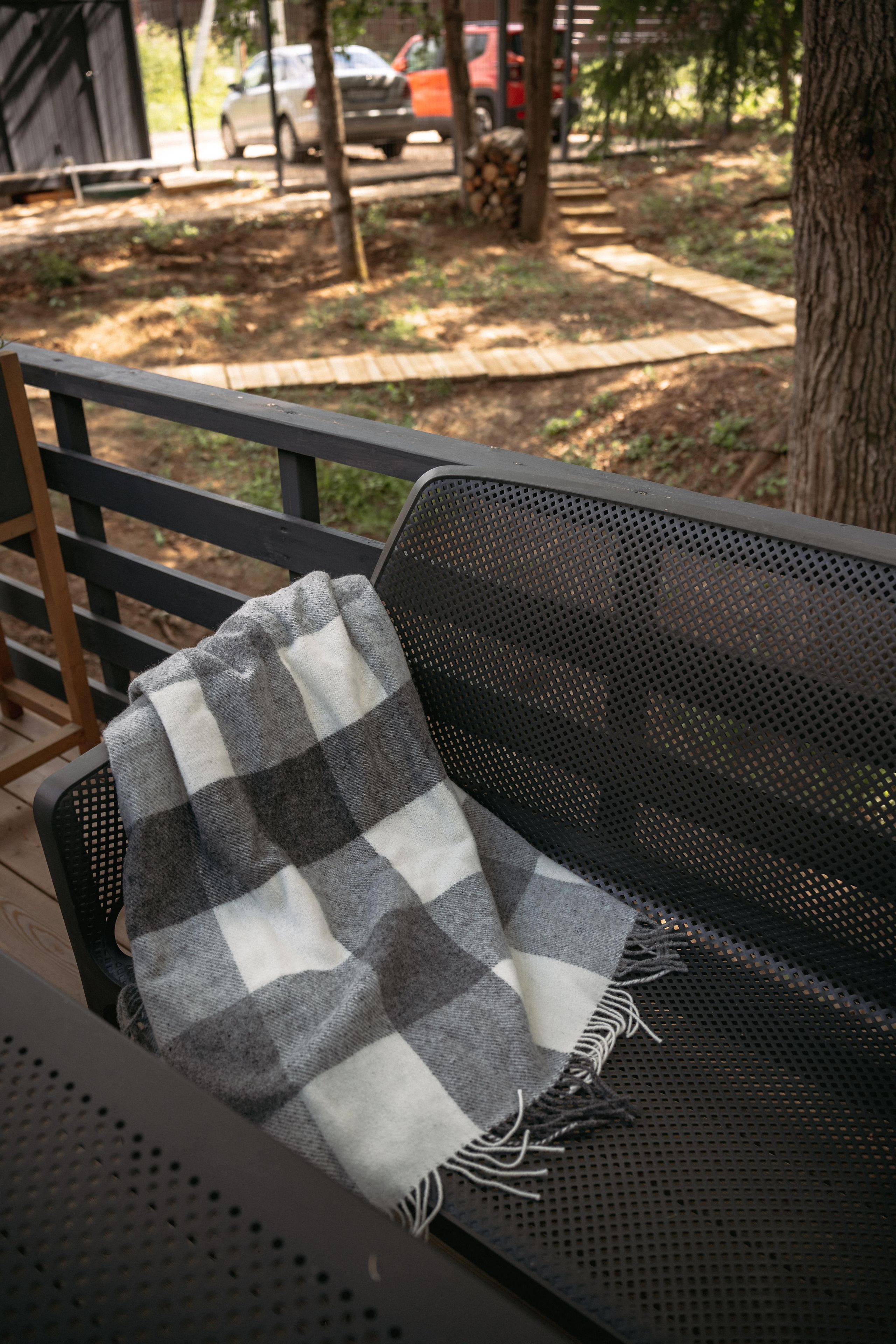 Дом под деревом под Истрой