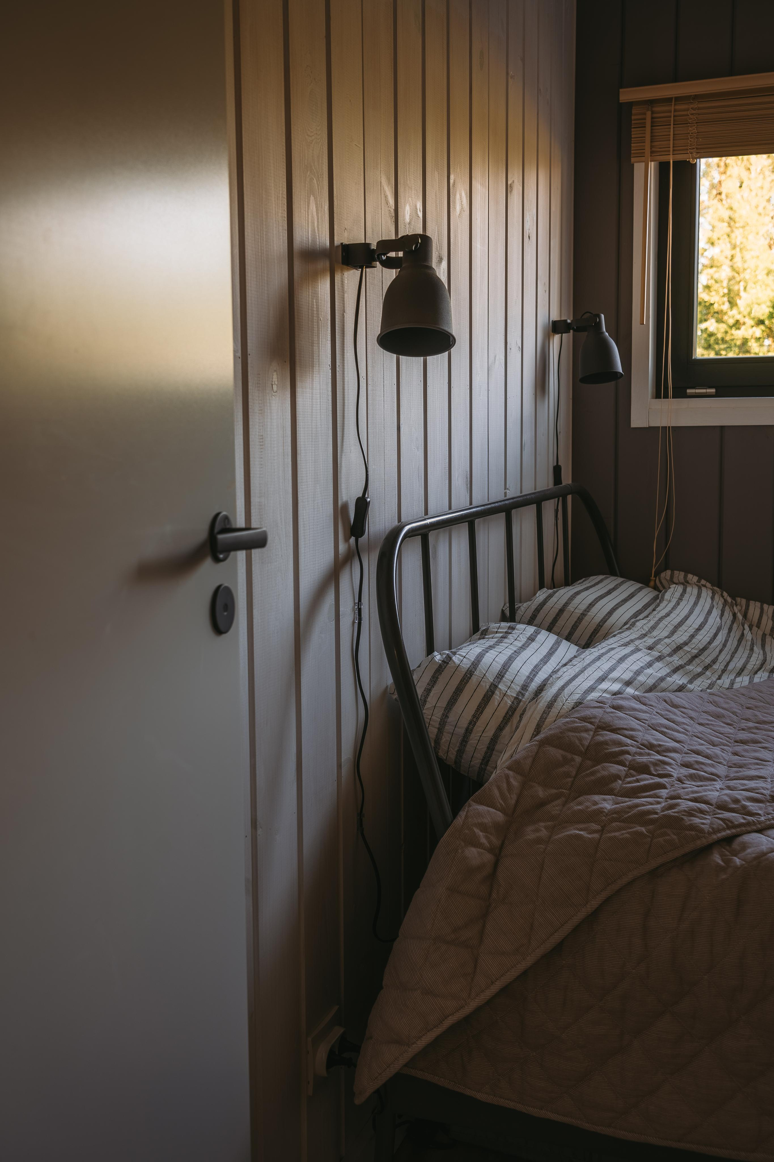 Дом под деревом под Истрой