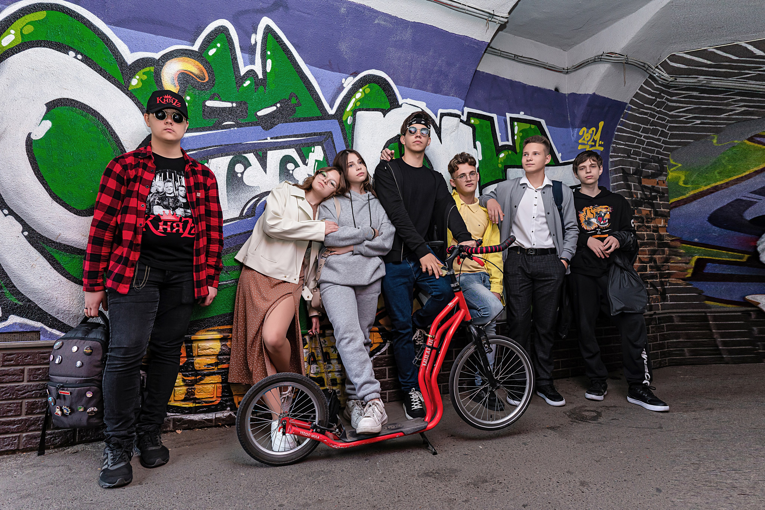 Фотосессия Школа 4 Класс 9А. Современные Выпускные Альбомы в Ростове-на-Дону