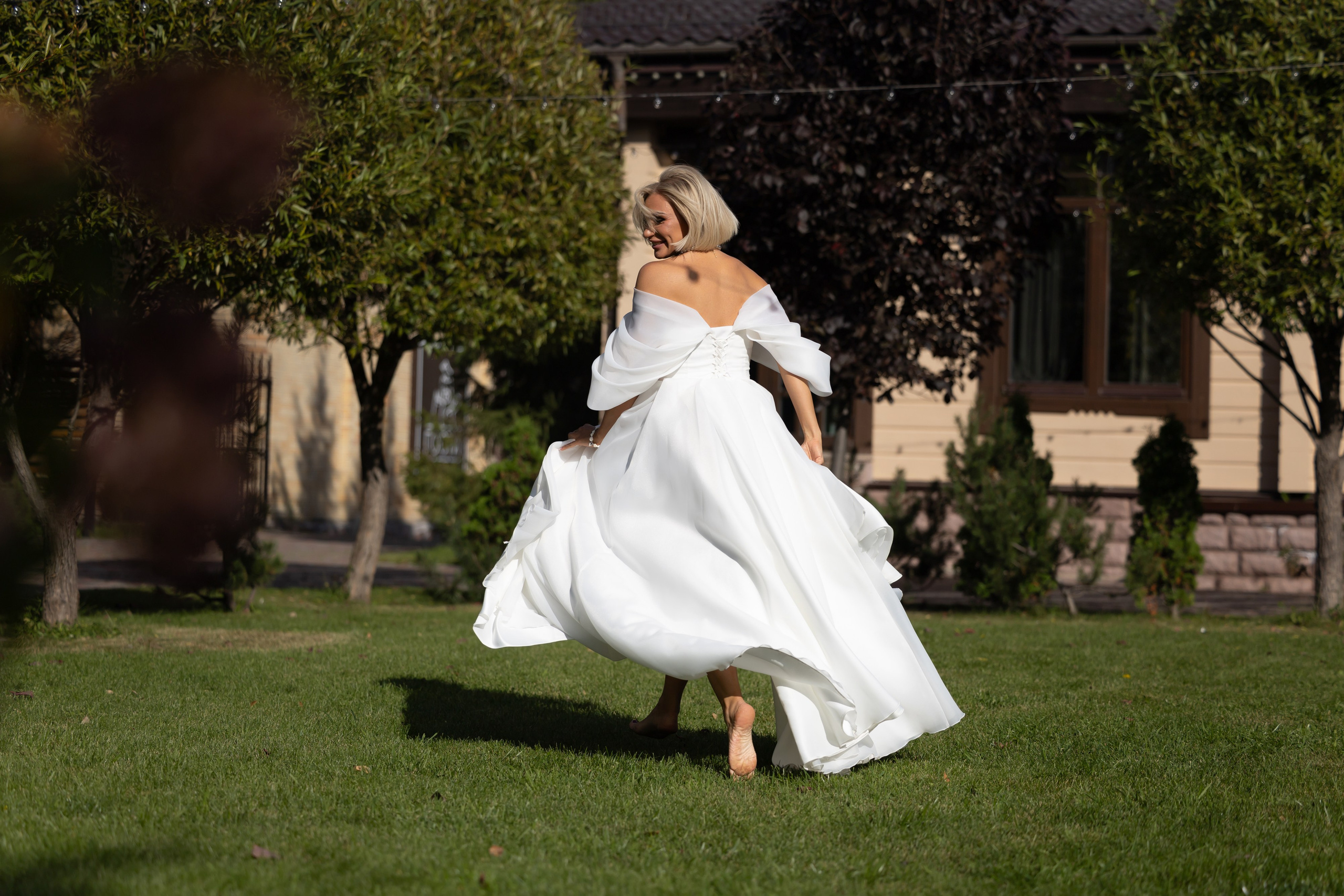 Фотограф свадебный, репортажный, индивидуальный, фото для маркетплейсов, брендов, автосалонов