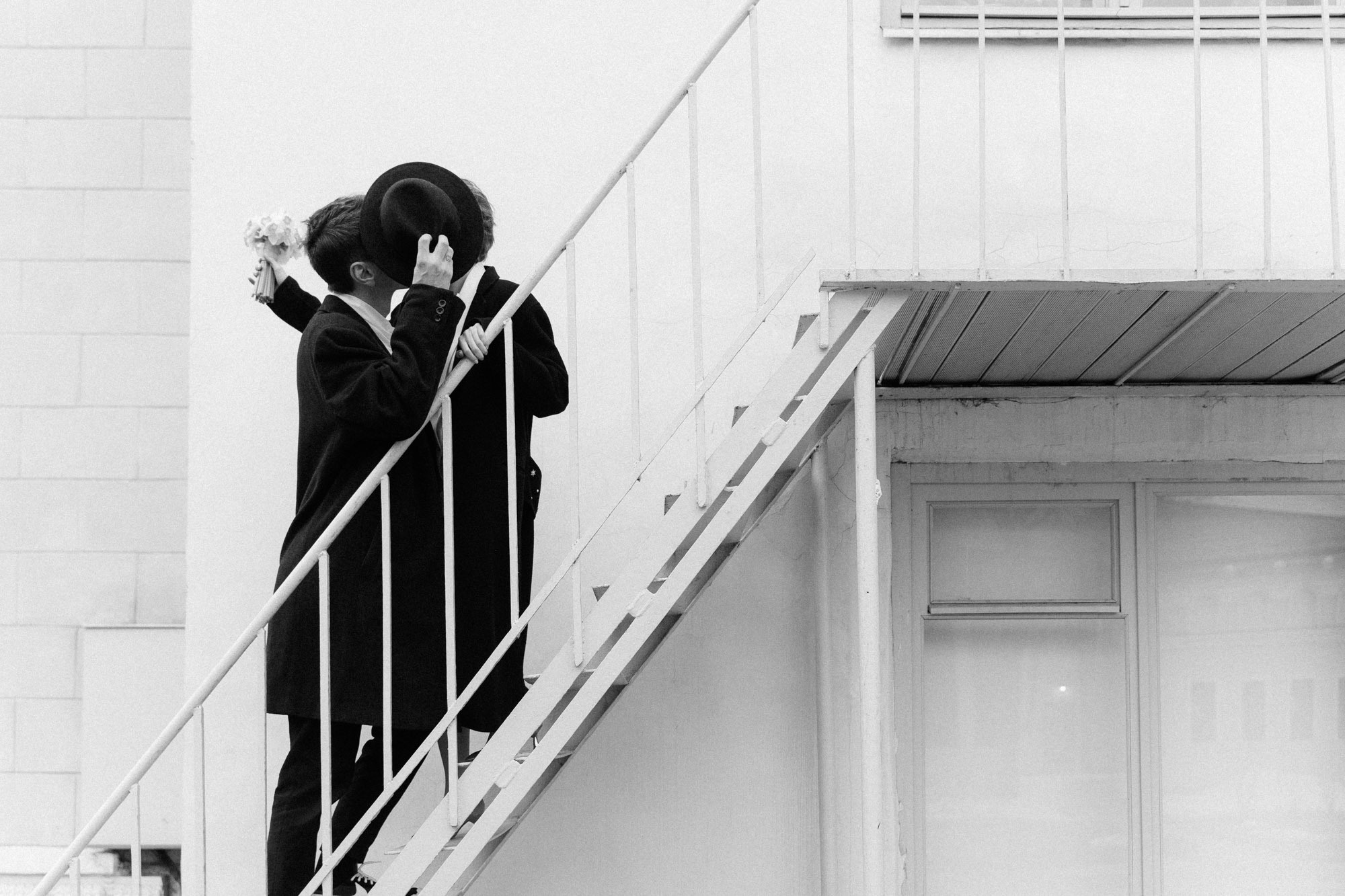 Двое в «Космосе». Фотограф в Москве Женя Потах