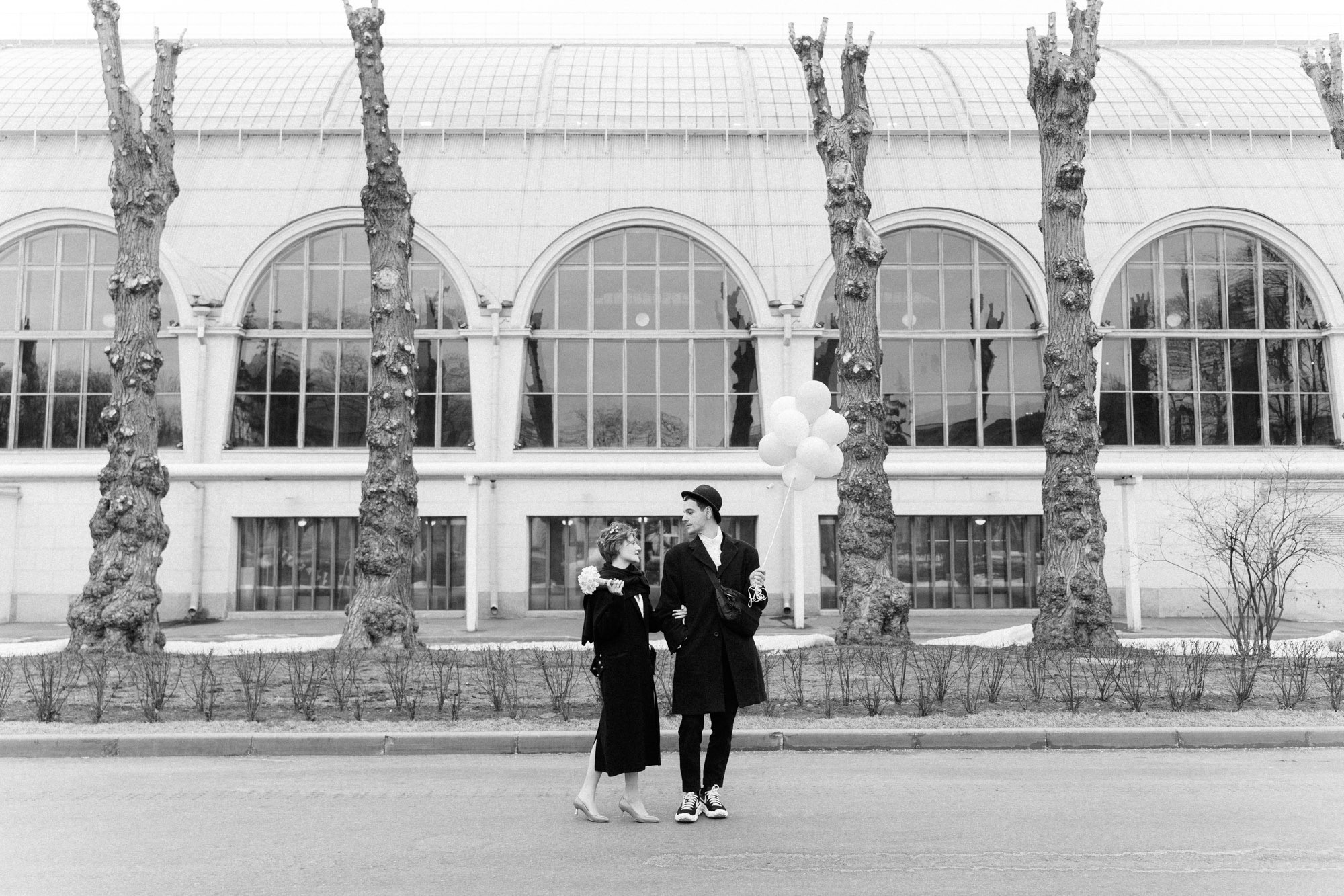 Двое в «Космосе». Фотограф в Москве Женя Потах