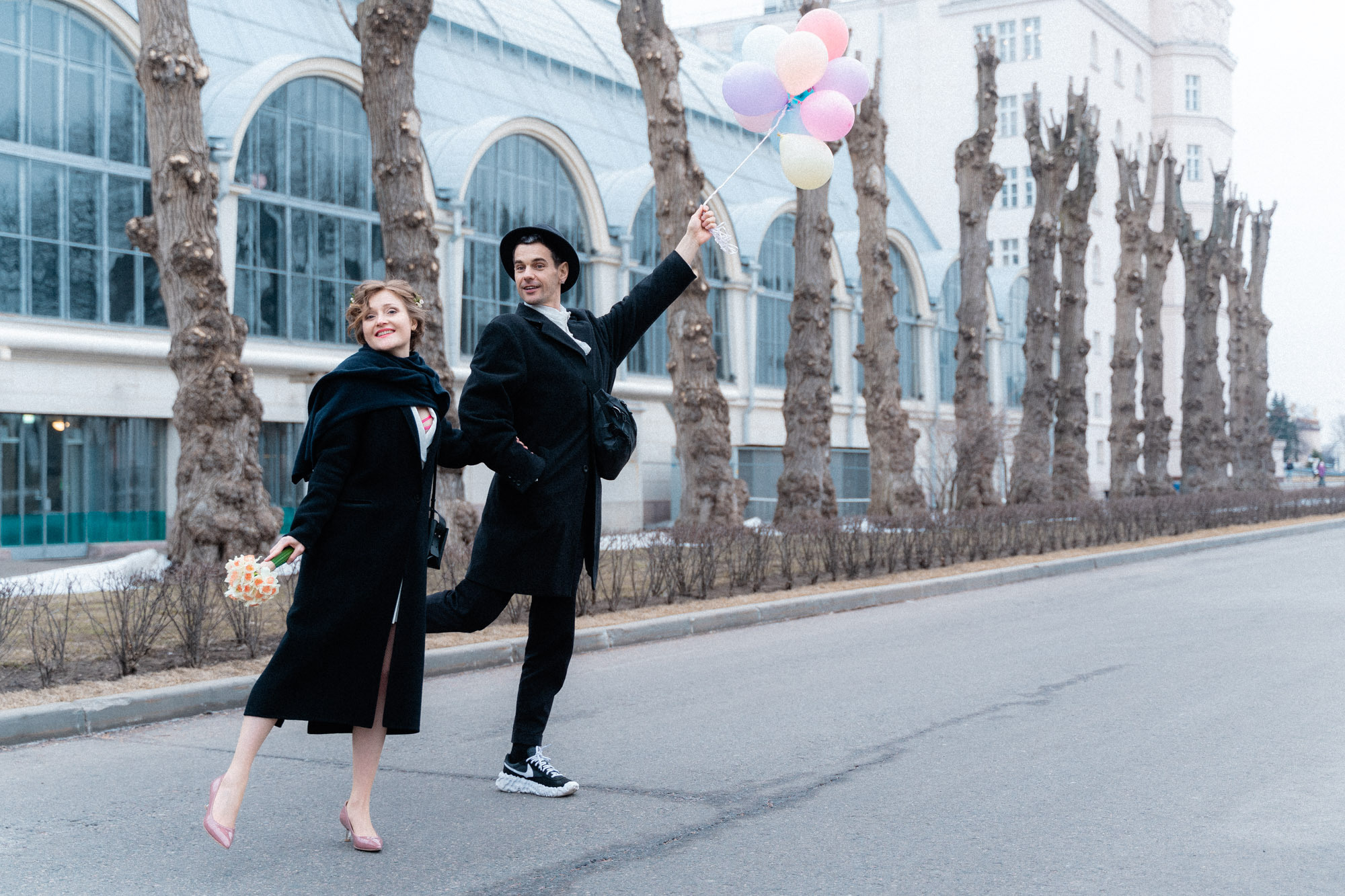 Двое в «Космосе». Фотограф в Москве Женя Потах