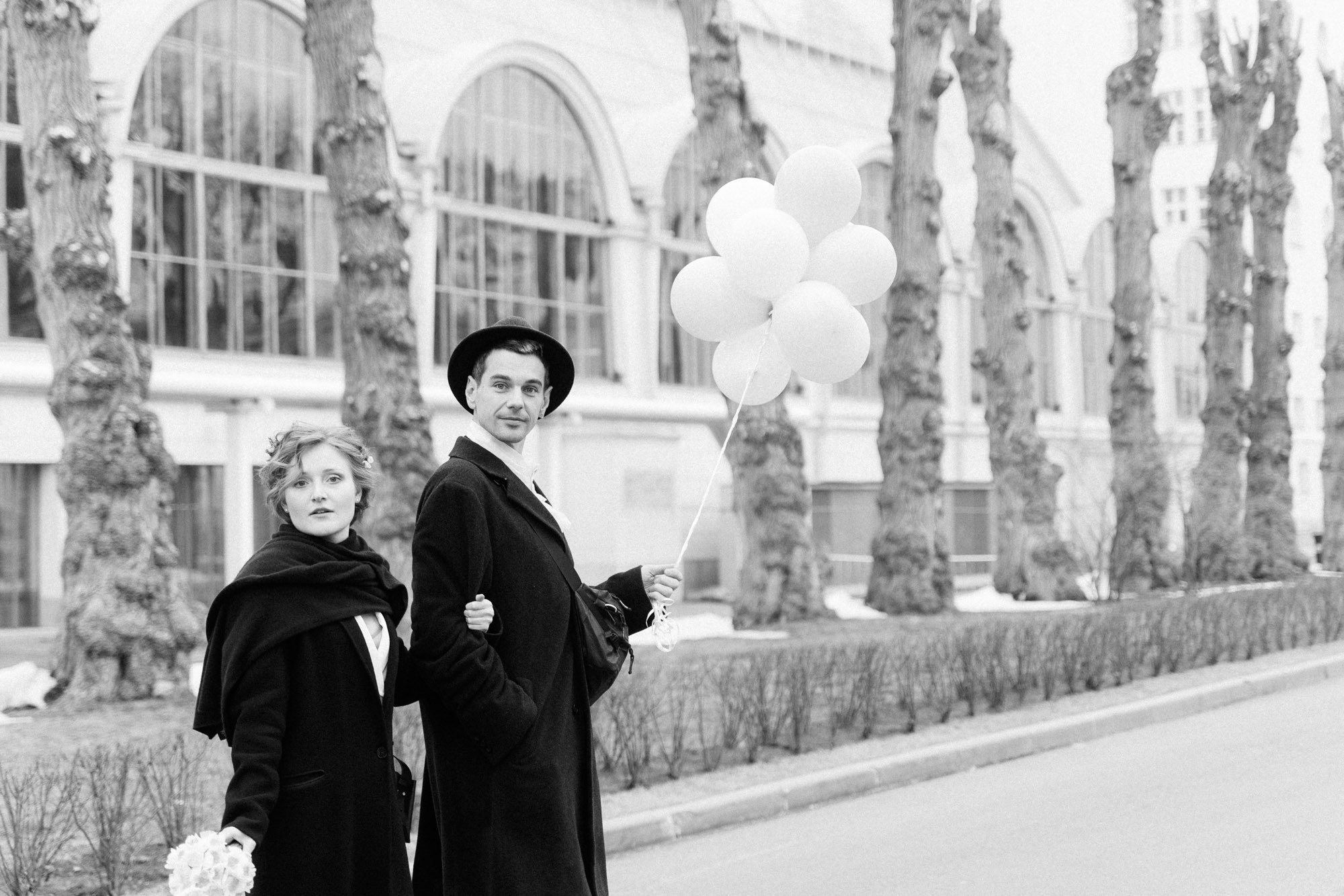 Двое в «Космосе». Фотограф в Москве Женя Потах