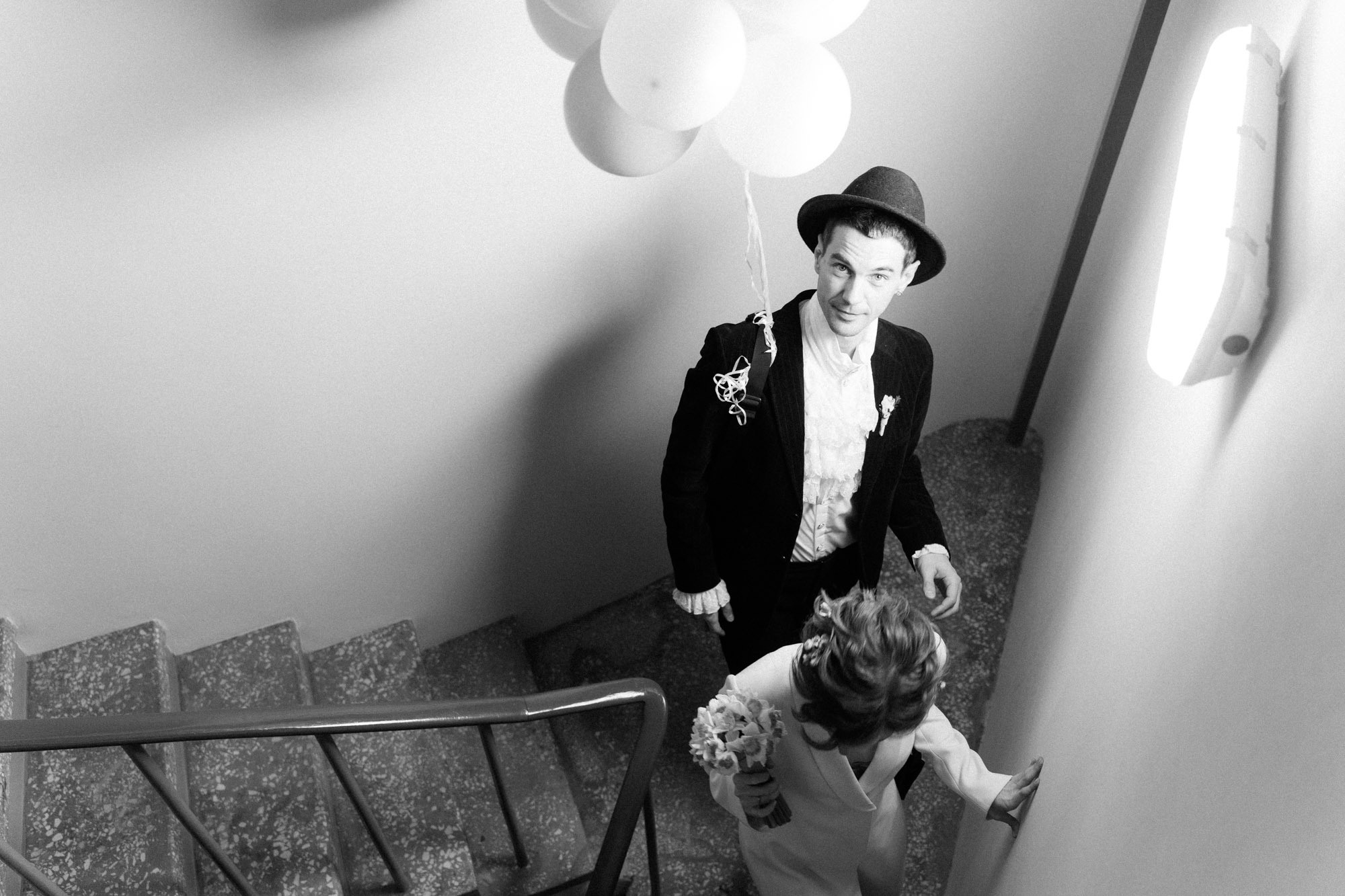 Двое в «Космосе». Фотограф в Москве Женя Потах