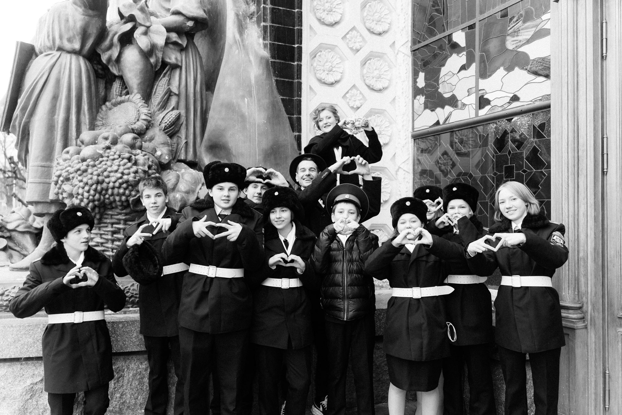 Двое в «Космосе». Фотограф в Москве Женя Потах