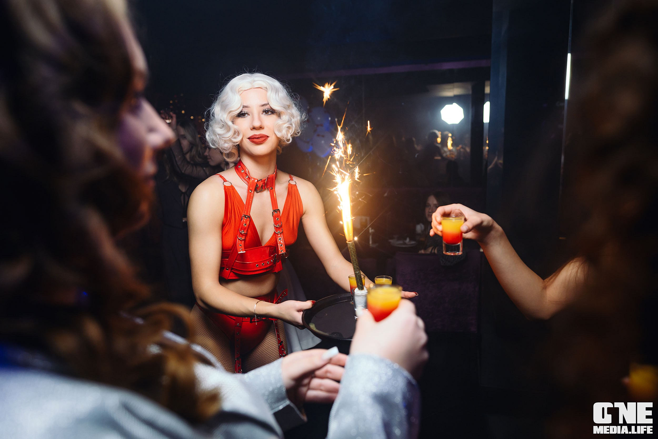 Фоторепортаж из караоке-клуба Эйфория. One Media Life: фоторепортажи, фотоотчеты с мероприятий и заведений