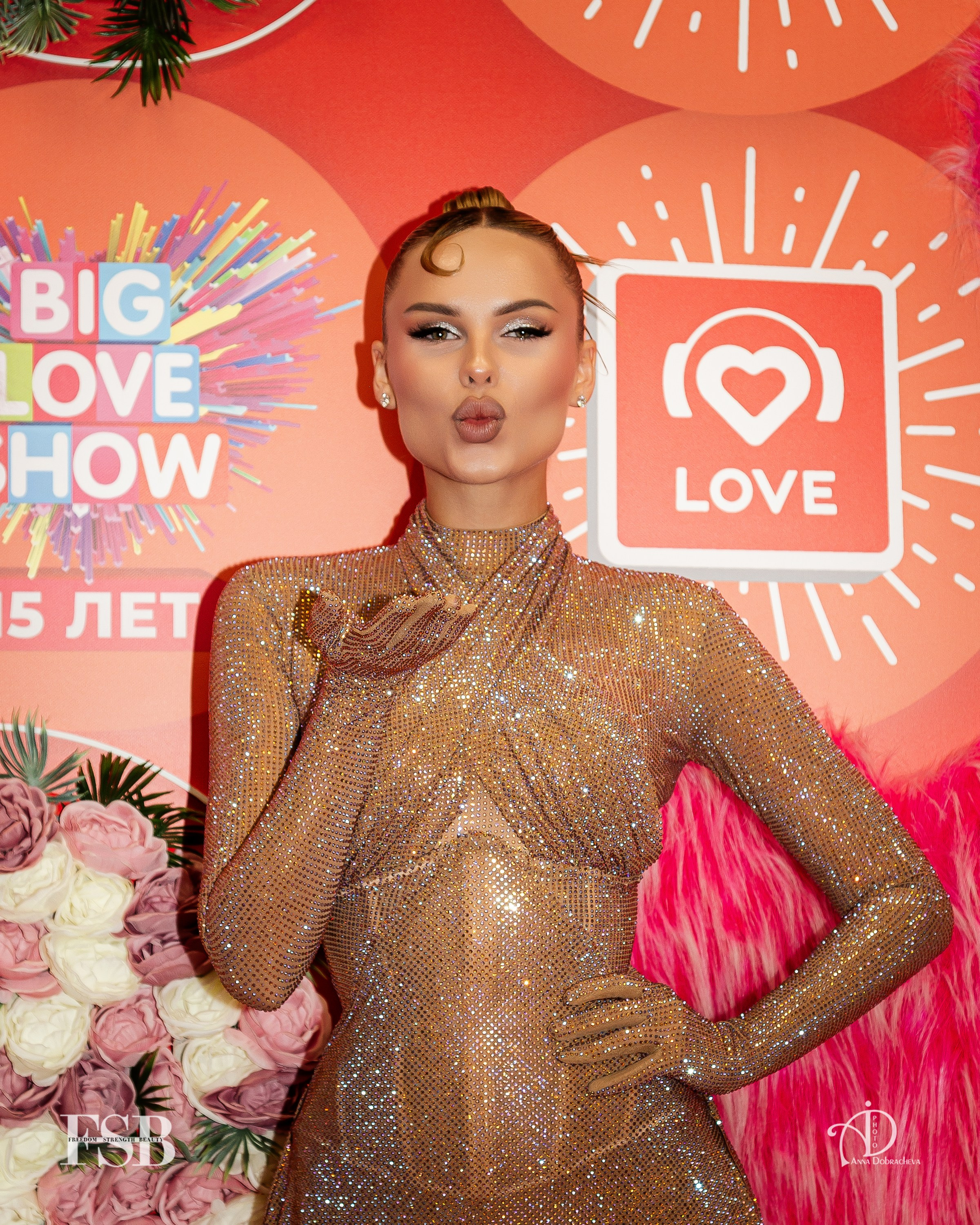 Ханна на биг лов шоу 2024 в Москве
