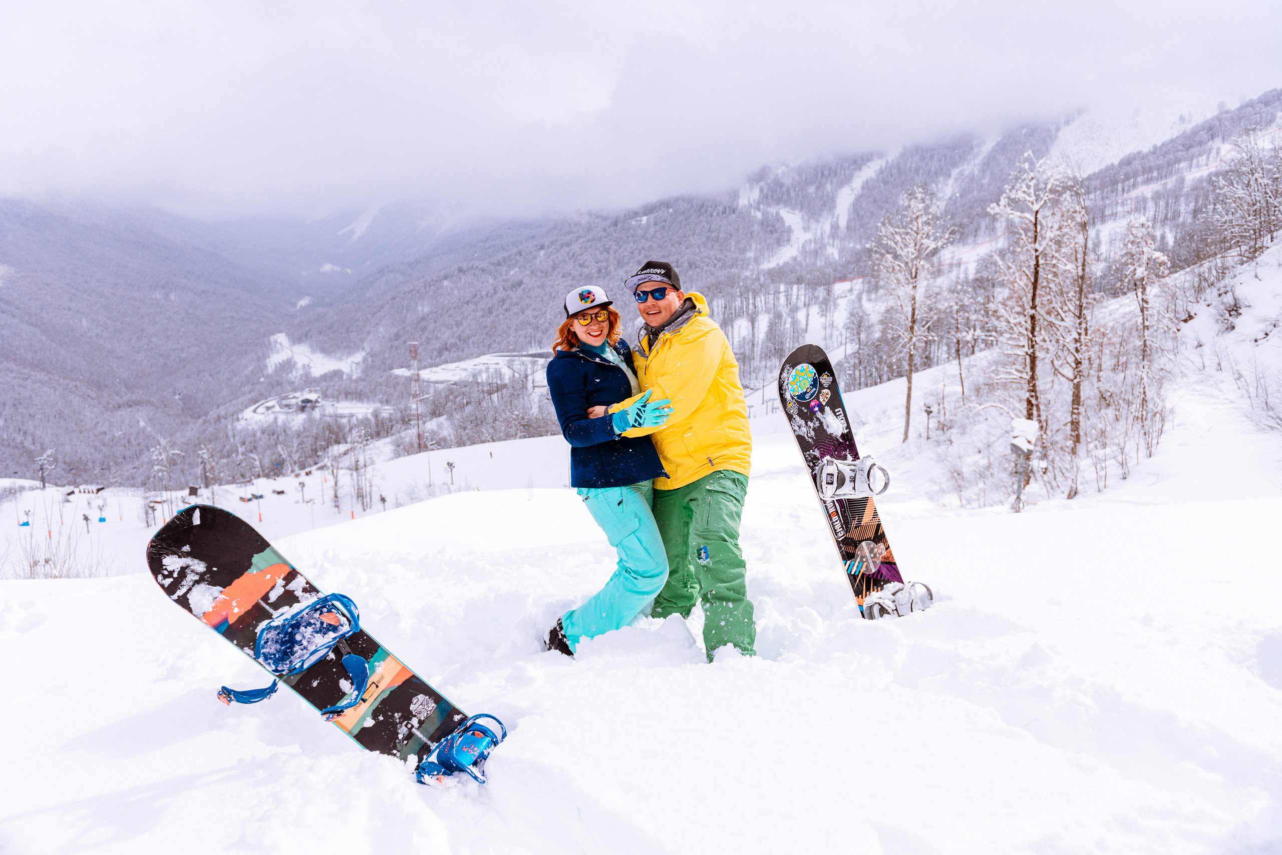 Love, recreation and snowboarding. Fedor Lemeshko — Destination Wedding and Family Lifestyle photographer