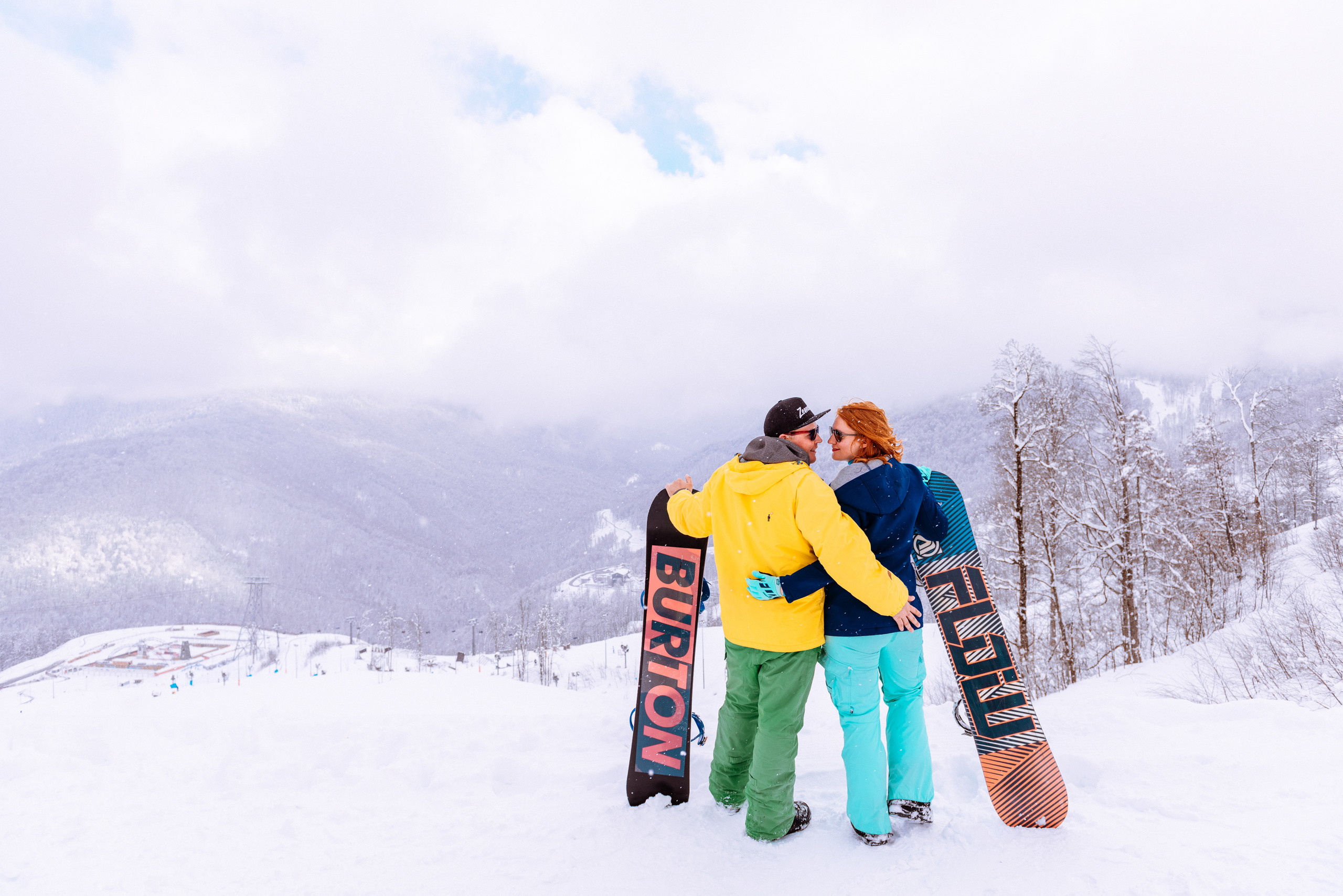 Love, recreation and snowboarding. Fedor Lemeshko — Destination Wedding and Family Lifestyle photographer