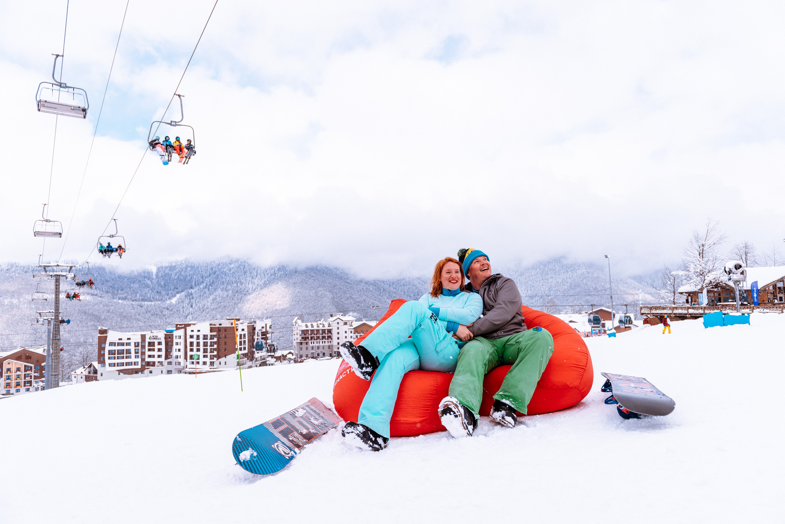 Love, recreation and snowboarding. Fedor Lemeshko — Destination Wedding and Family Lifestyle photographer