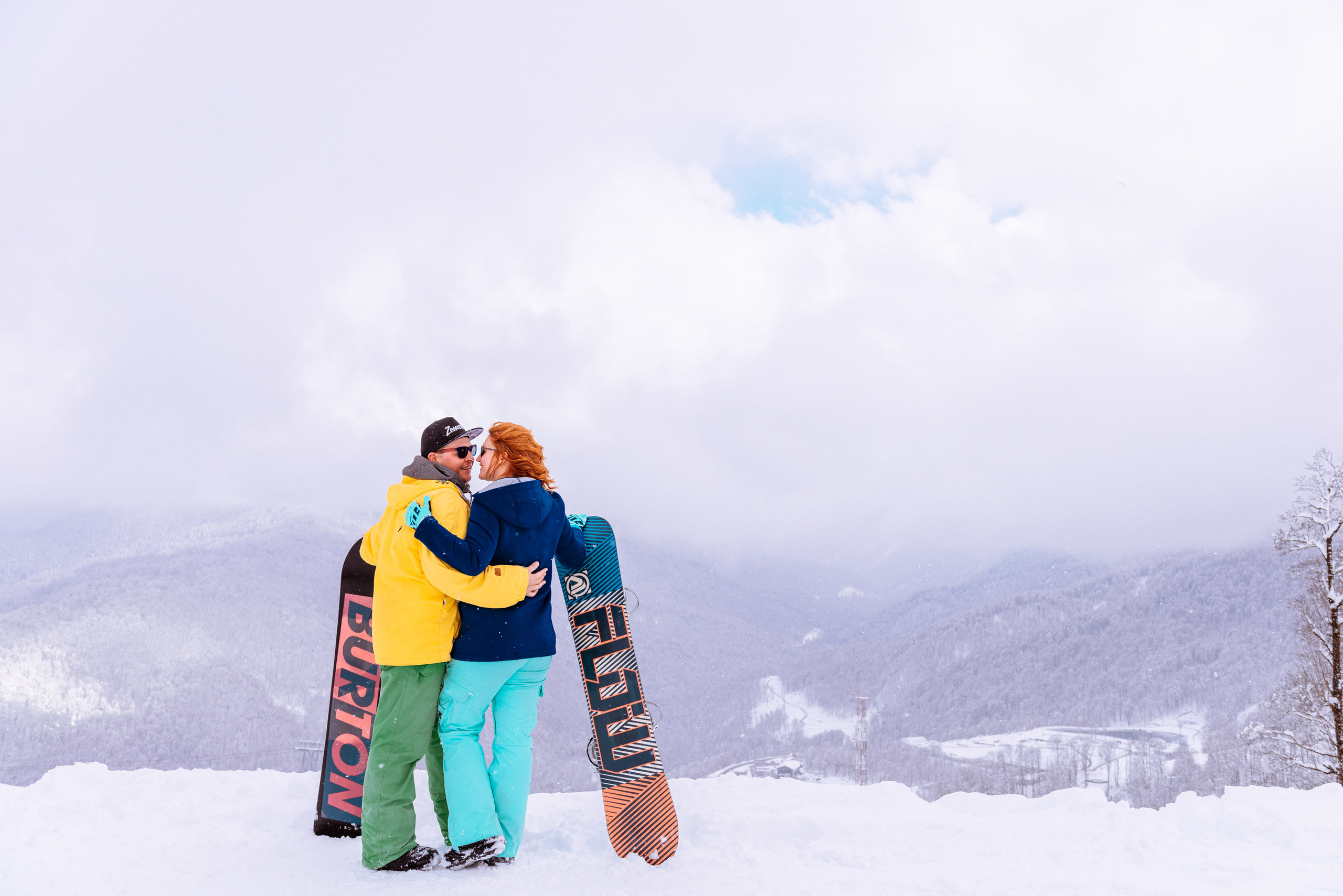Love, recreation and snowboarding. Fedor Lemeshko — Destination Wedding and Family Lifestyle photographer