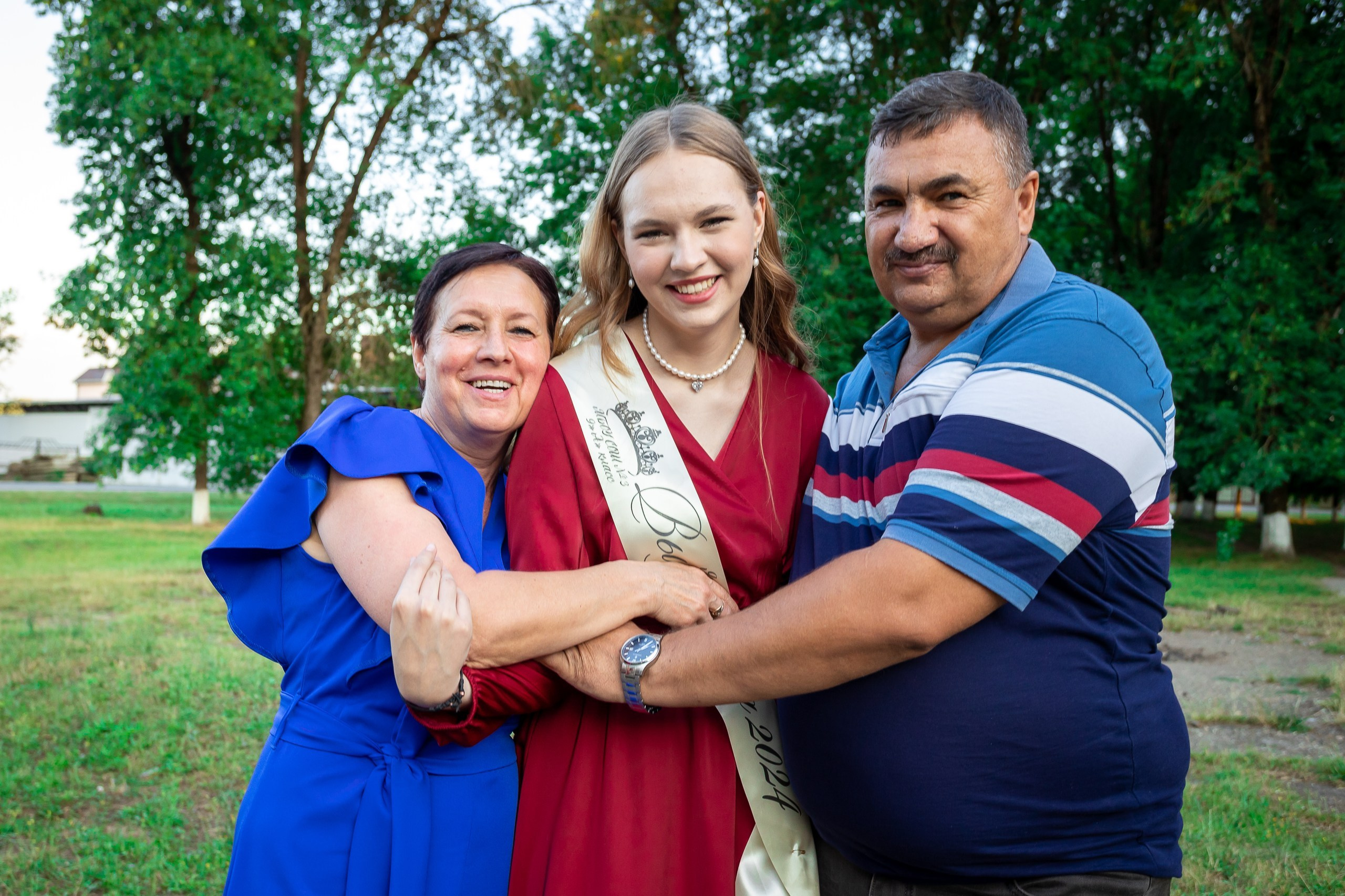 Вручение аттестата 2024 г. Выпускные альбомы Майкоп, Краснодар Елена Золотарева