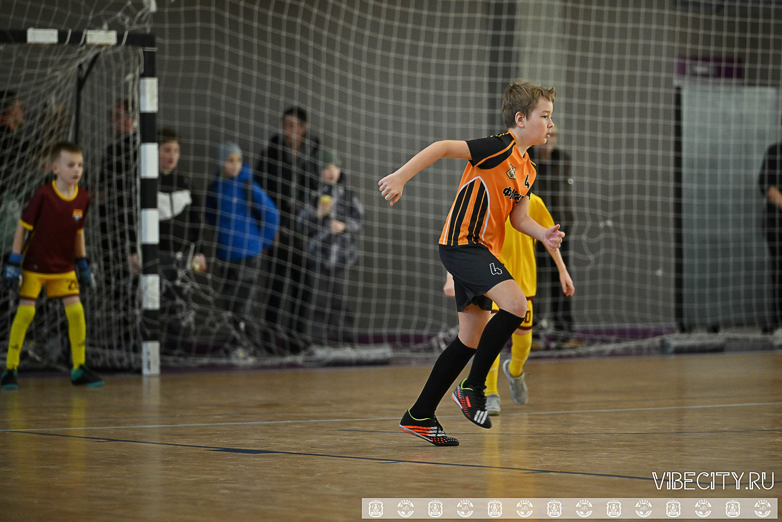 БАЛТИЙСКАЯ ЛИГА ПО ФУТЗАЛУ U10. VIBECITY.RU Вайб Сити Ру Фоторепортажи Фотоотчеты Калининград