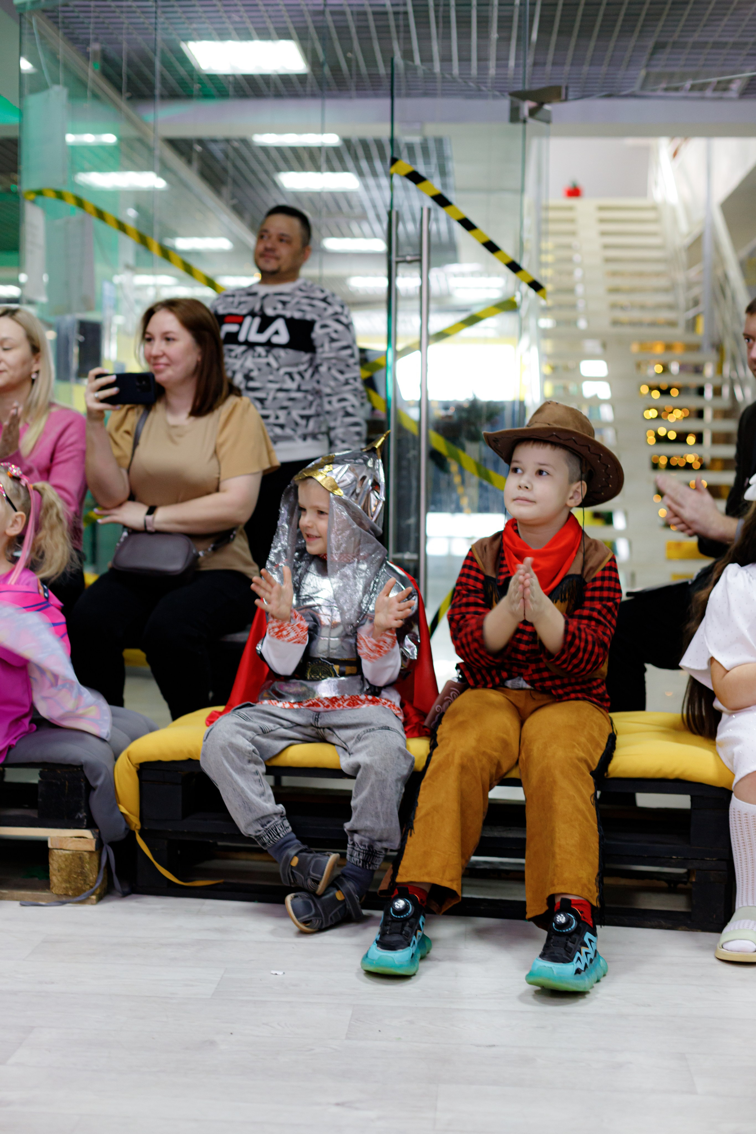 HAPPY NEW YEAR PART/5. Photokarish