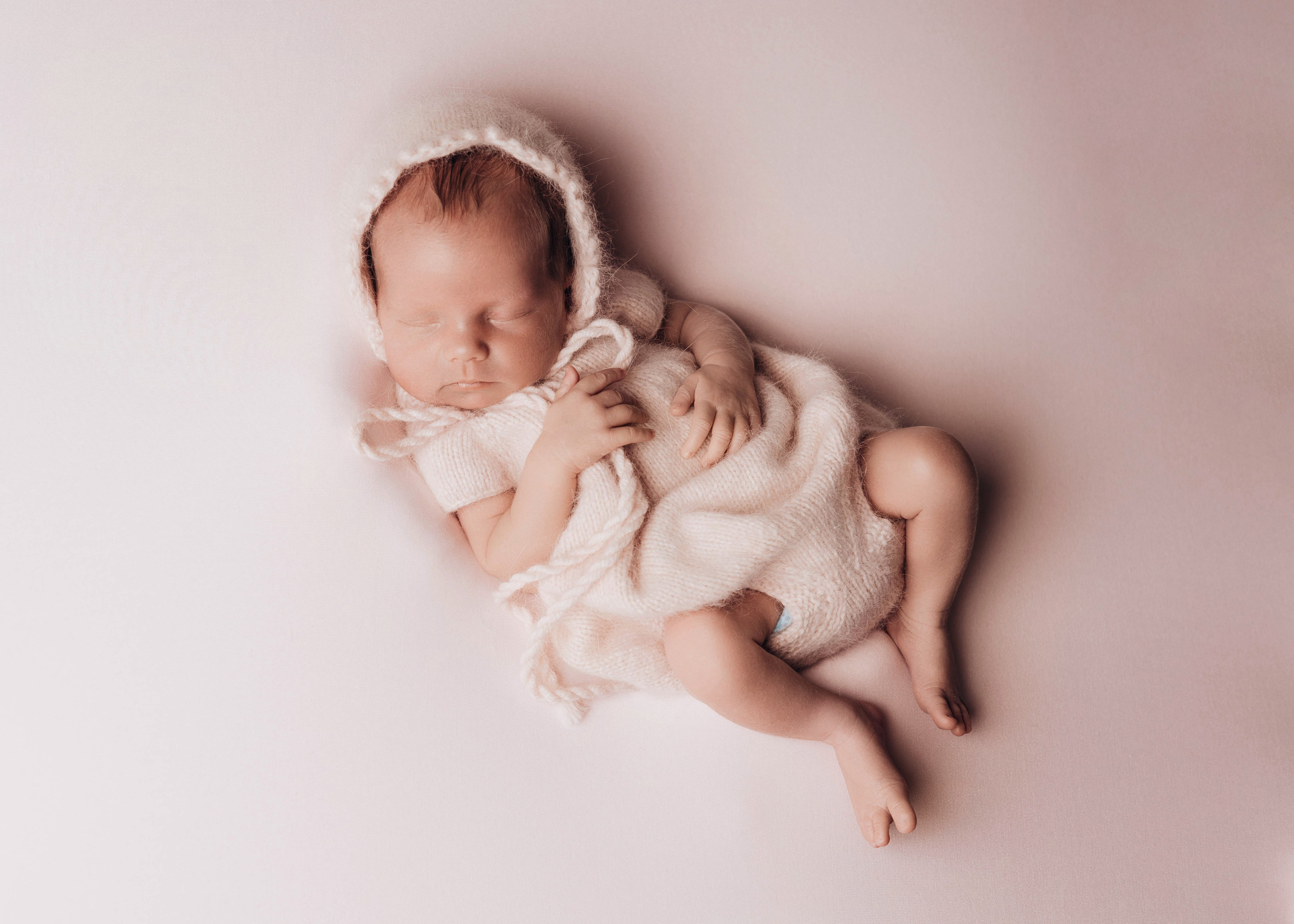 Фотосессия новорожденных в Москве и Московской области
