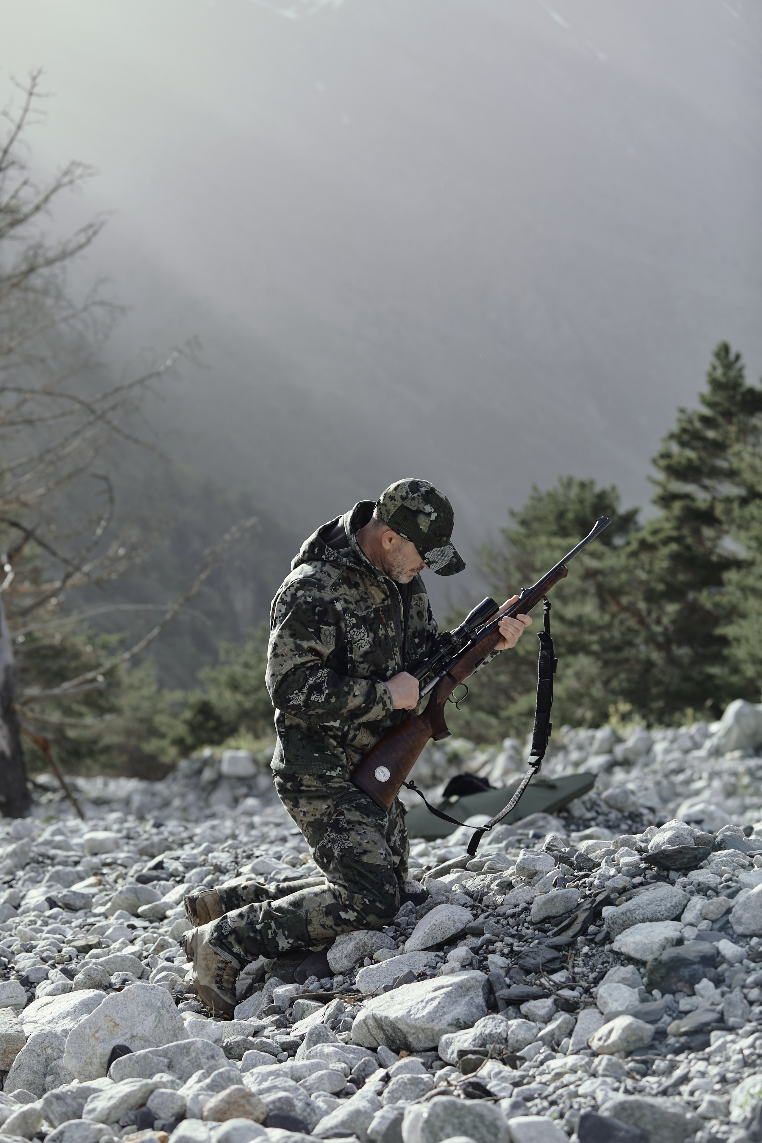 Съемка для бренда охотничьей одежды под ключ. Фотограф Продюсер в горах КБР / Москва Нальчик Горы