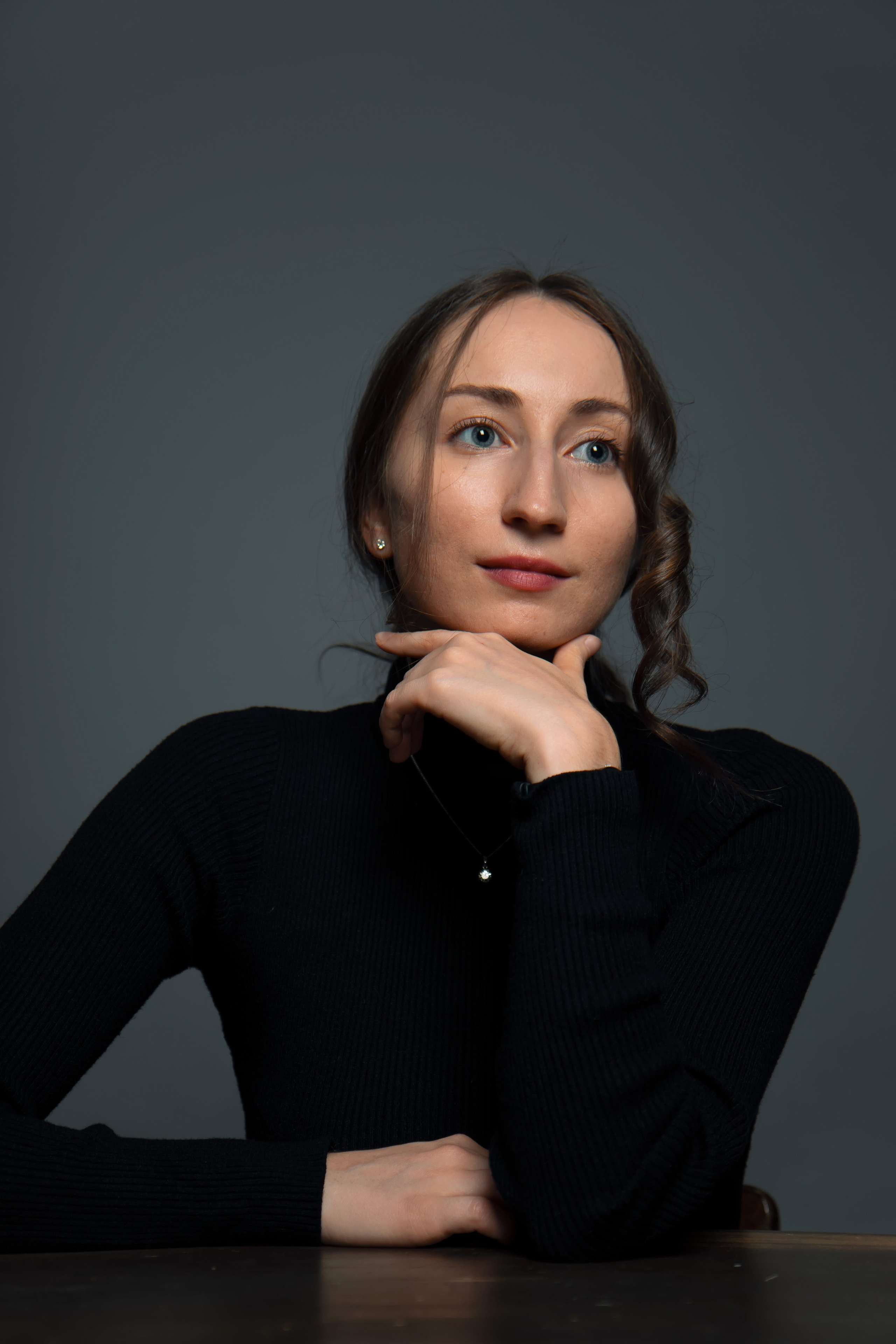 Фотосессия в Санкт-Петербурге в студии. Студийная съемка. Фотограф в Санкт-Петербурге Александра Бушмина