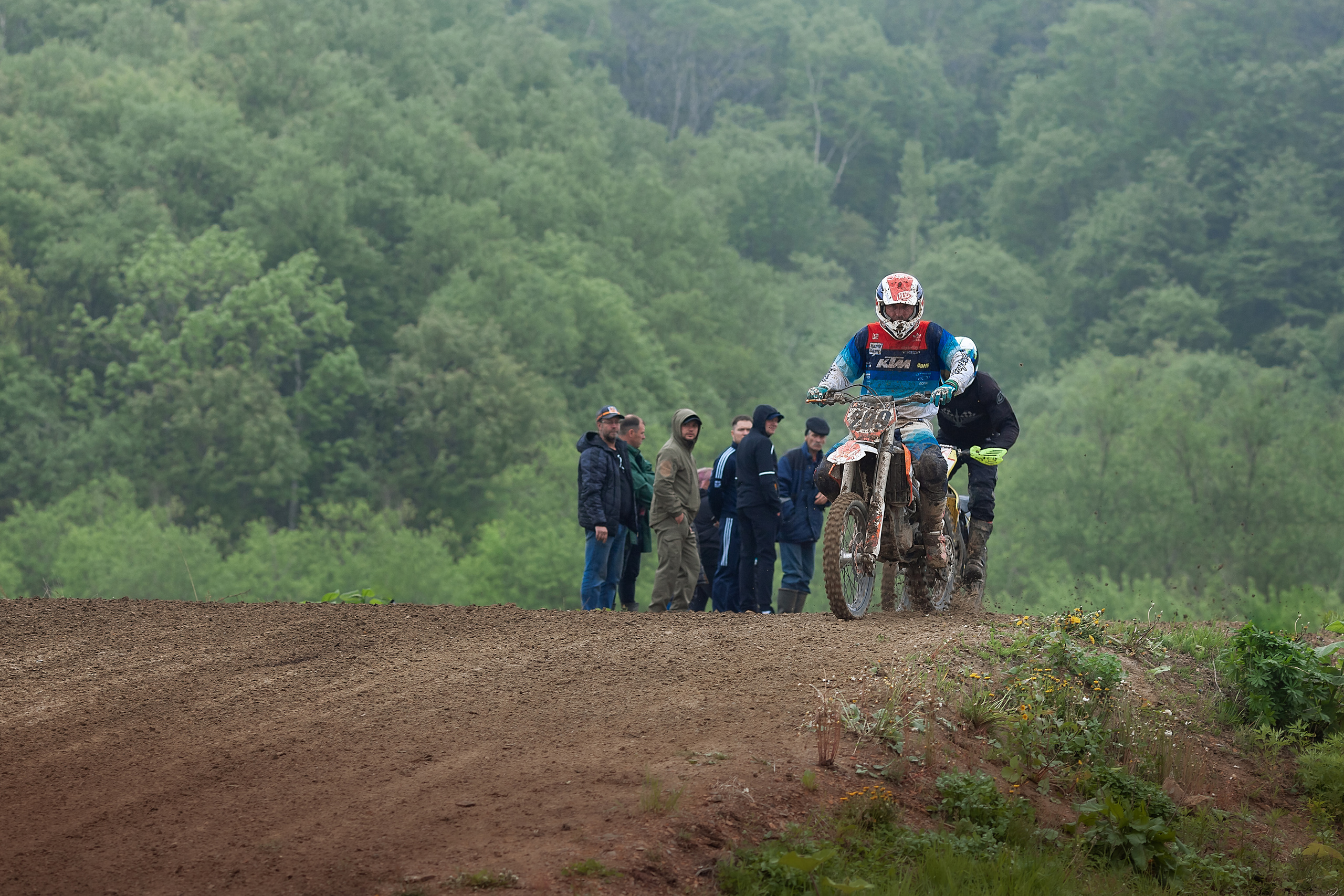 Рёв моторов. Детский, семейный фотограф в Южно-Сахалинске, Невельске и Холмске