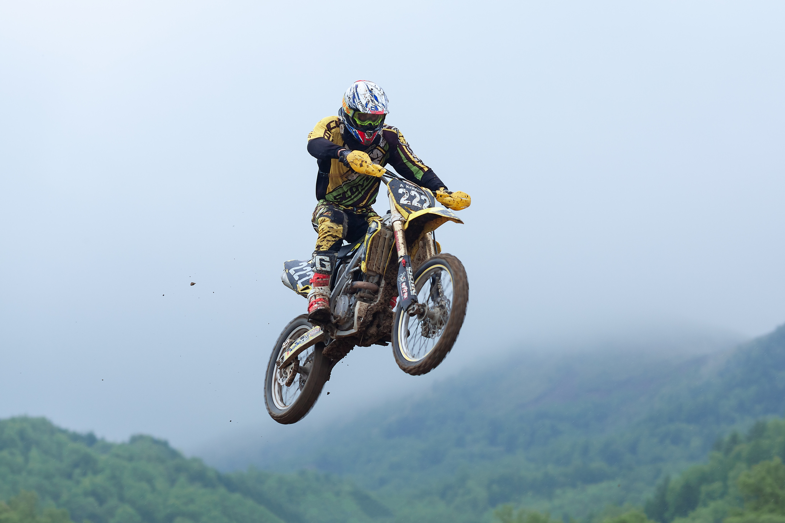 Рёв моторов. Детский, семейный фотограф в Южно-Сахалинске, Невельске и Холмске