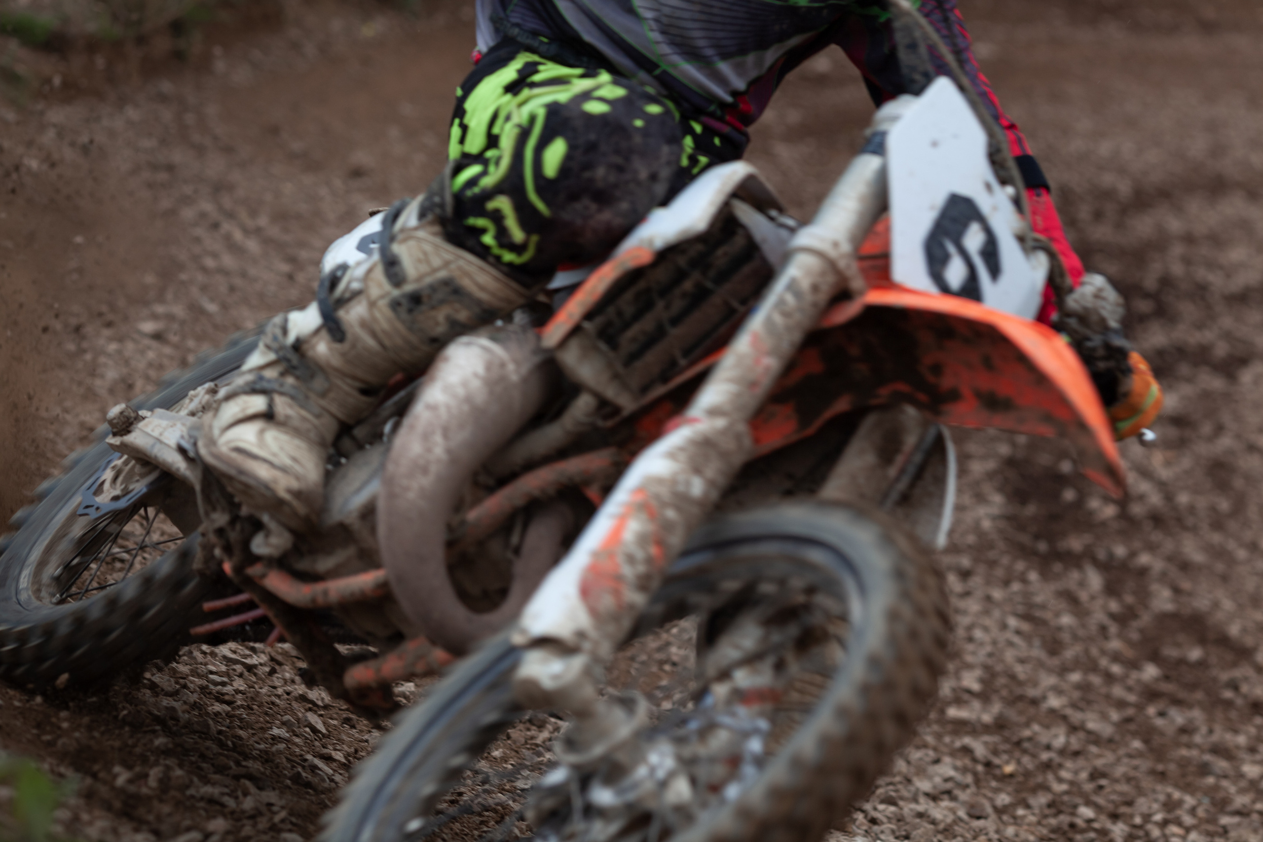 Рёв моторов. Детский, семейный фотограф в Южно-Сахалинске, Невельске и Холмске