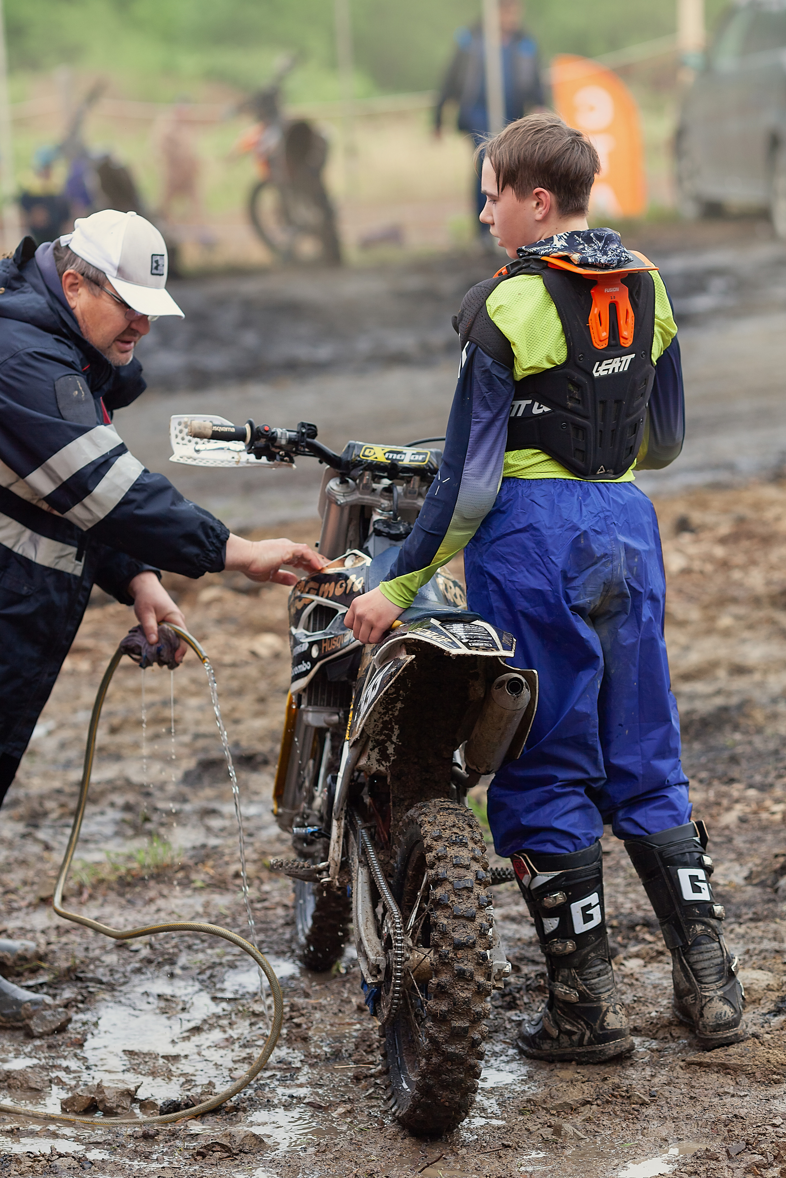 Рёв моторов. Детский, семейный фотограф в Южно-Сахалинске, Невельске и Холмске