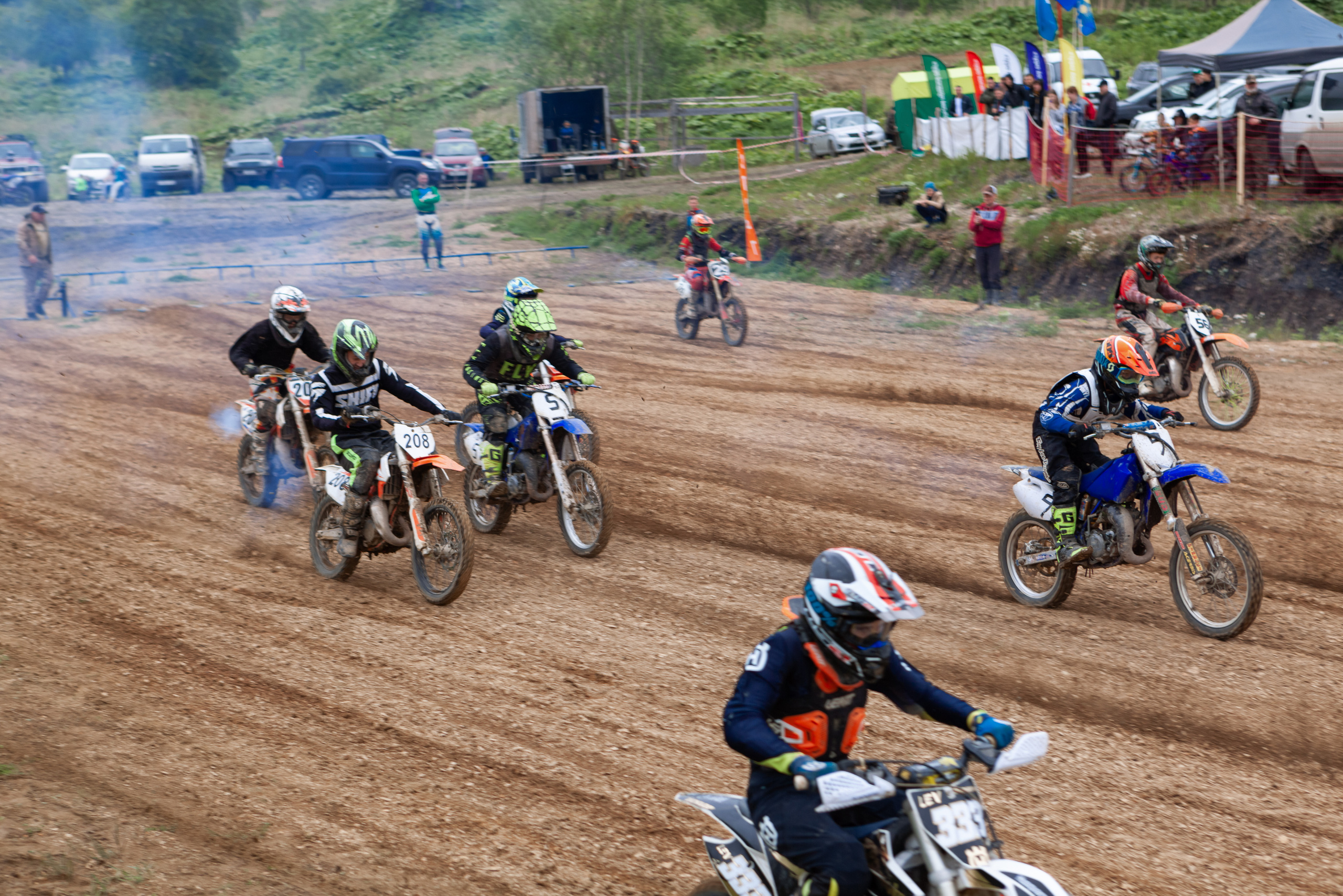 Рёв моторов. Детский, семейный фотограф в Южно-Сахалинске, Невельске и Холмске