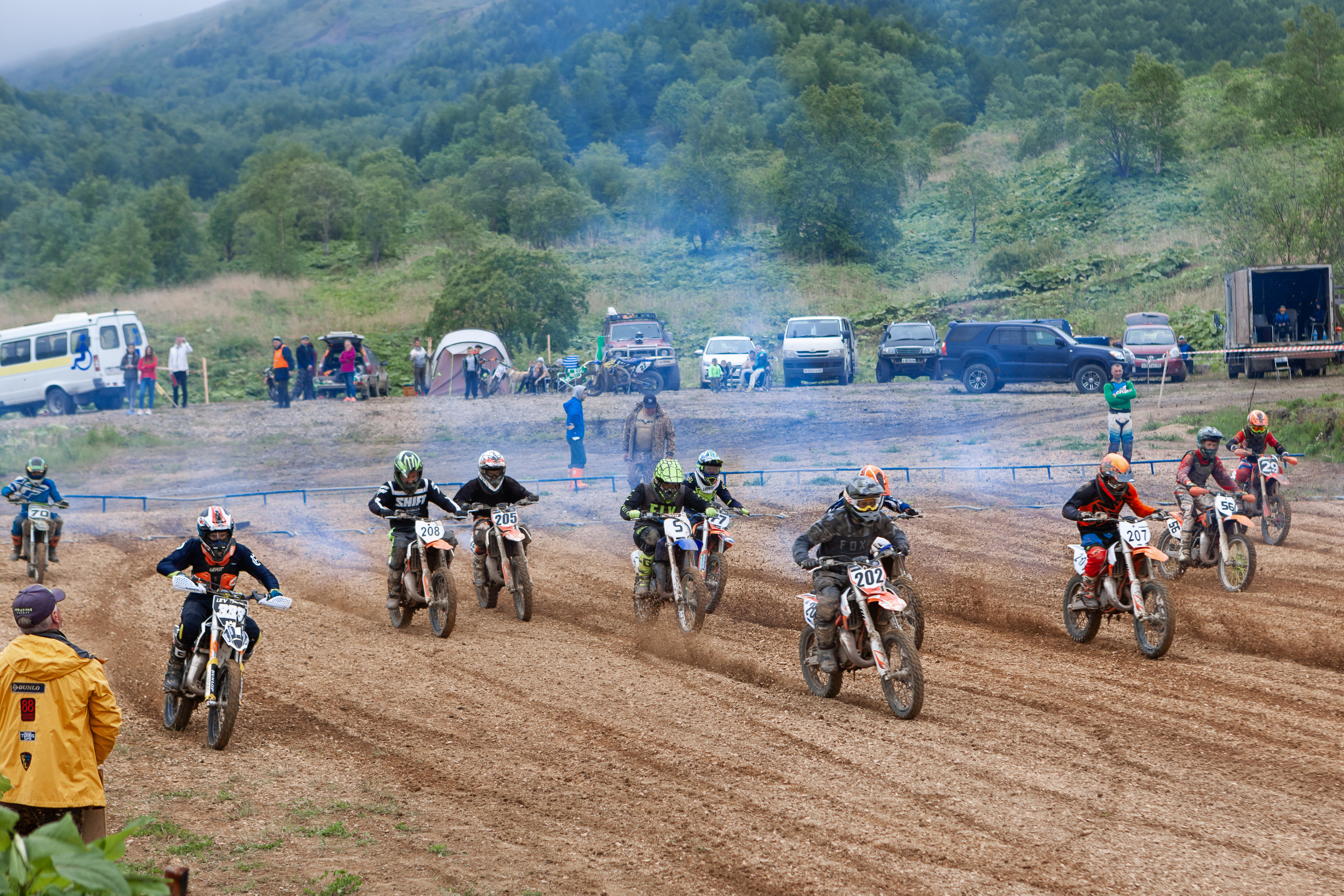 Рёв моторов. Детский, семейный фотограф в Южно-Сахалинске, Невельске и Холмске