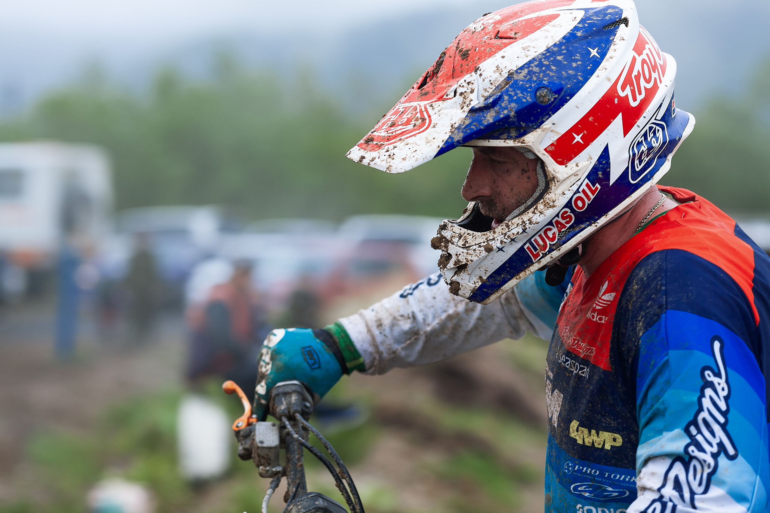 Рёв моторов. Детский, семейный фотограф в Южно-Сахалинске, Невельске и Холмске