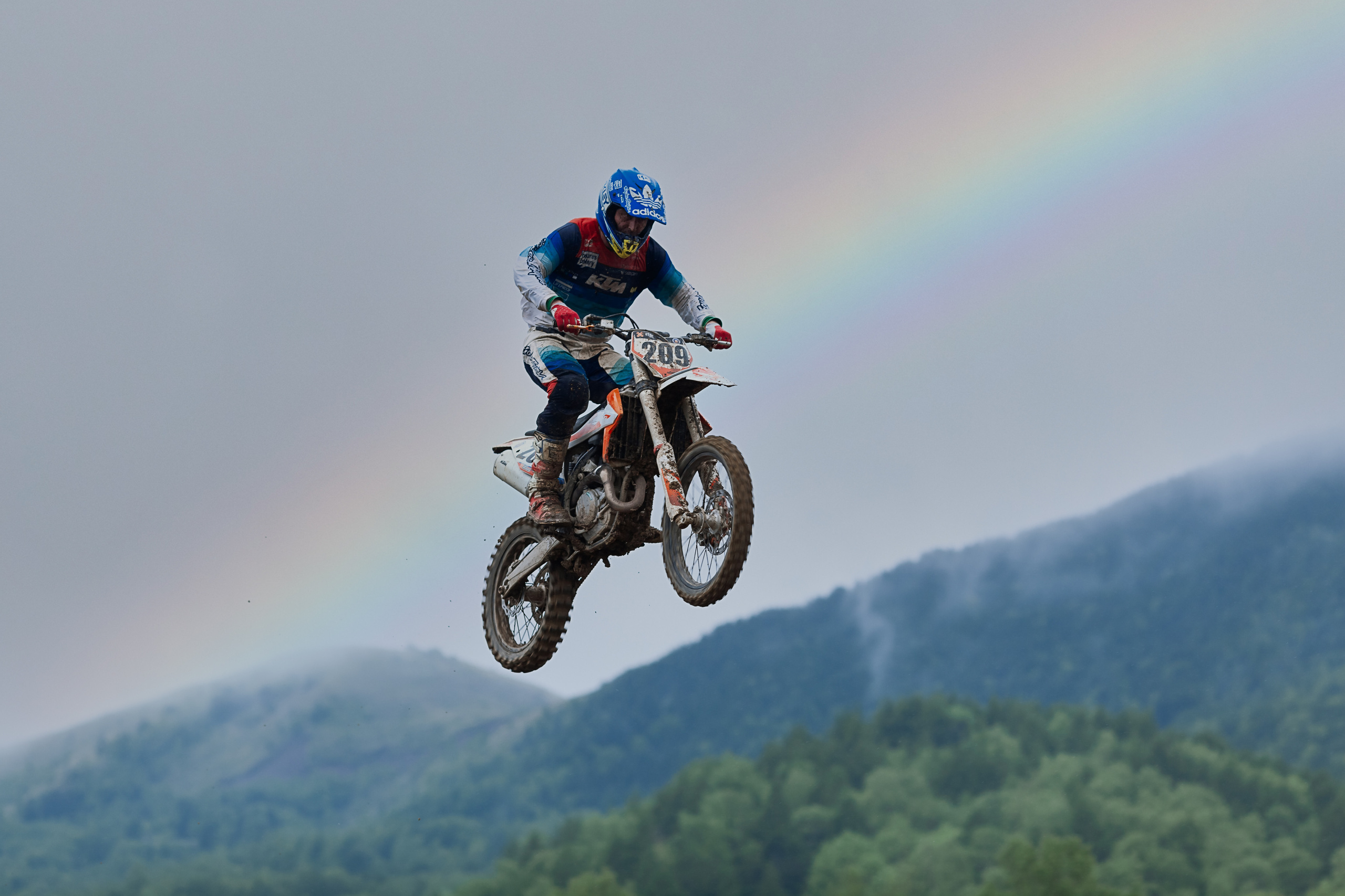 Рёв моторов. Детский, семейный фотограф в Южно-Сахалинске, Невельске и Холмске
