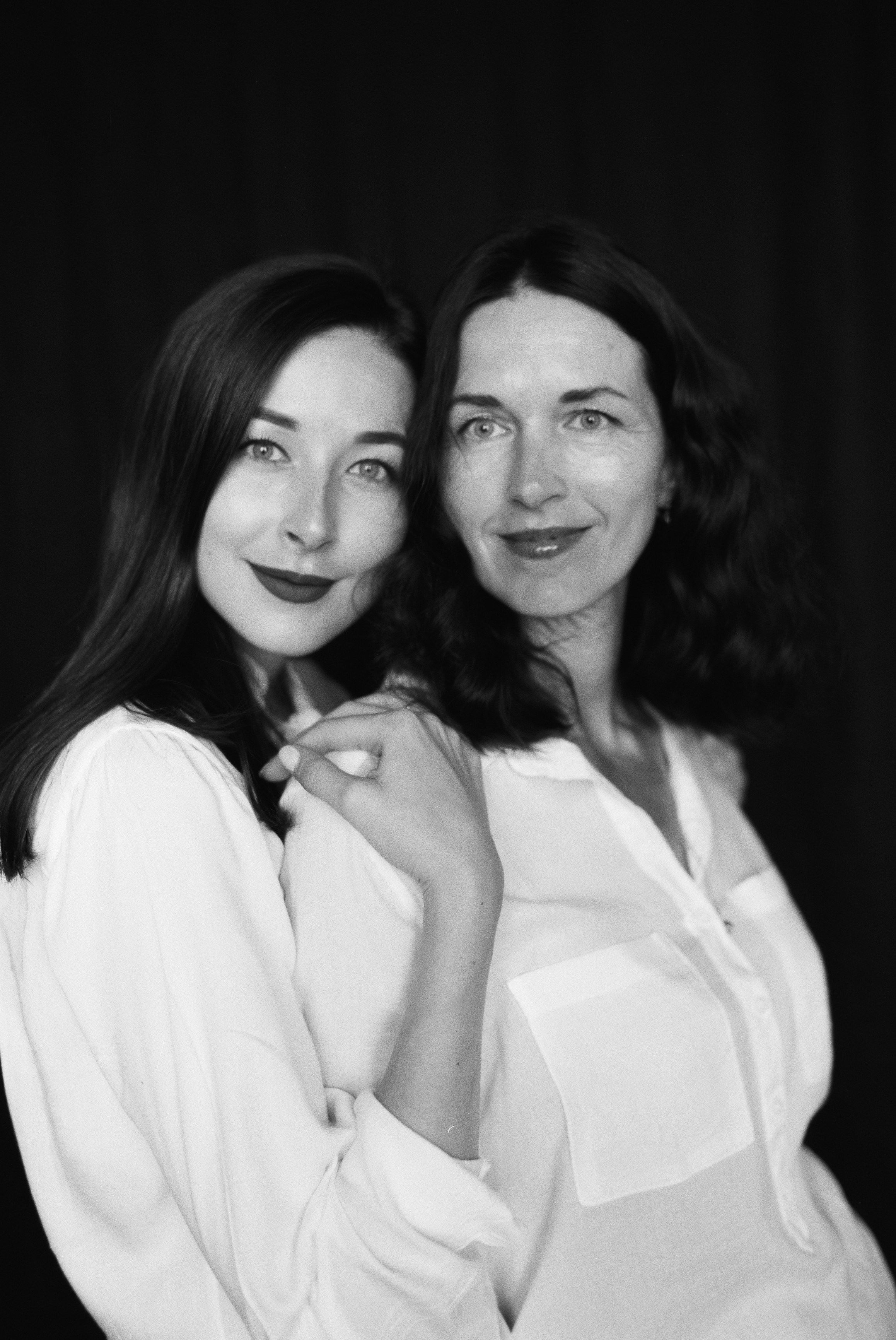 black and white film photo of mother and daughter relationship