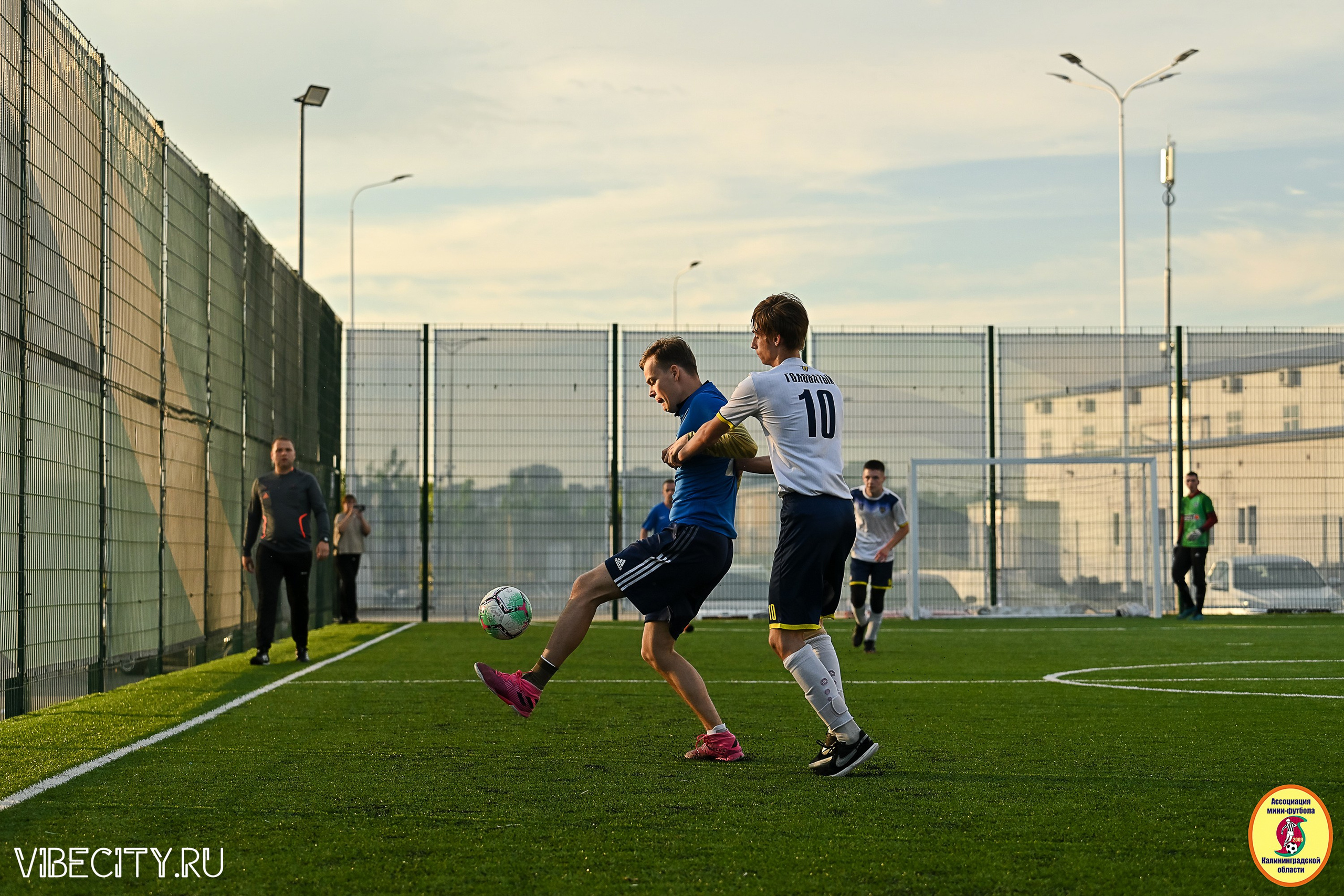 ИГРЫ МИНИ-ФУТБОЛЬНОЙ И КОРПОРАТИВНОЙ ЛИГИ. VIBECITY.RU Вайб Сити Ру Фоторепортажи Фотоотчеты Калининград