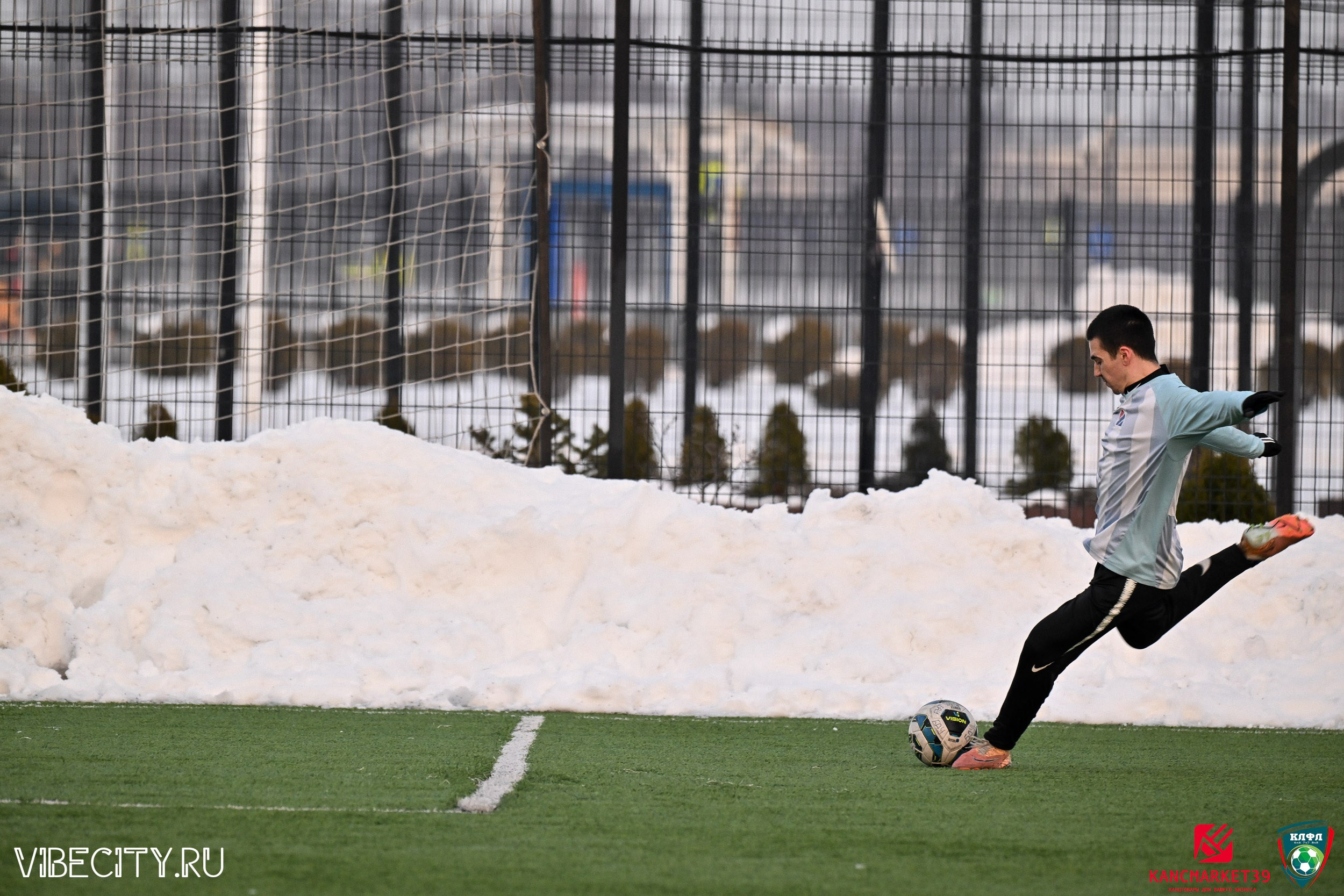 Калининградская Любительская Футбольная Лига, Премьер лига 14 тур, Бауцентр-Пивной двор. VIBECITY.RU Вайб Сити Ру Фоторепортажи Фотоотчеты Калининград