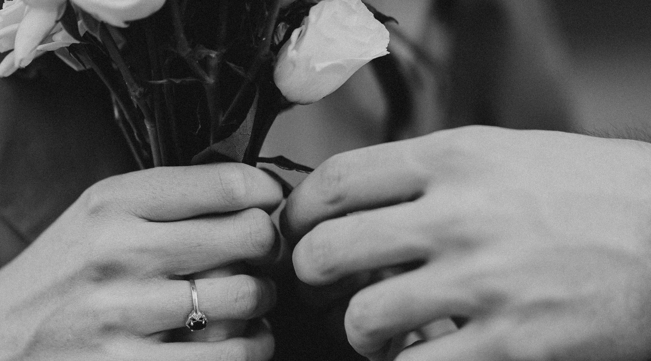 Booking. Elena Raya • Photographer