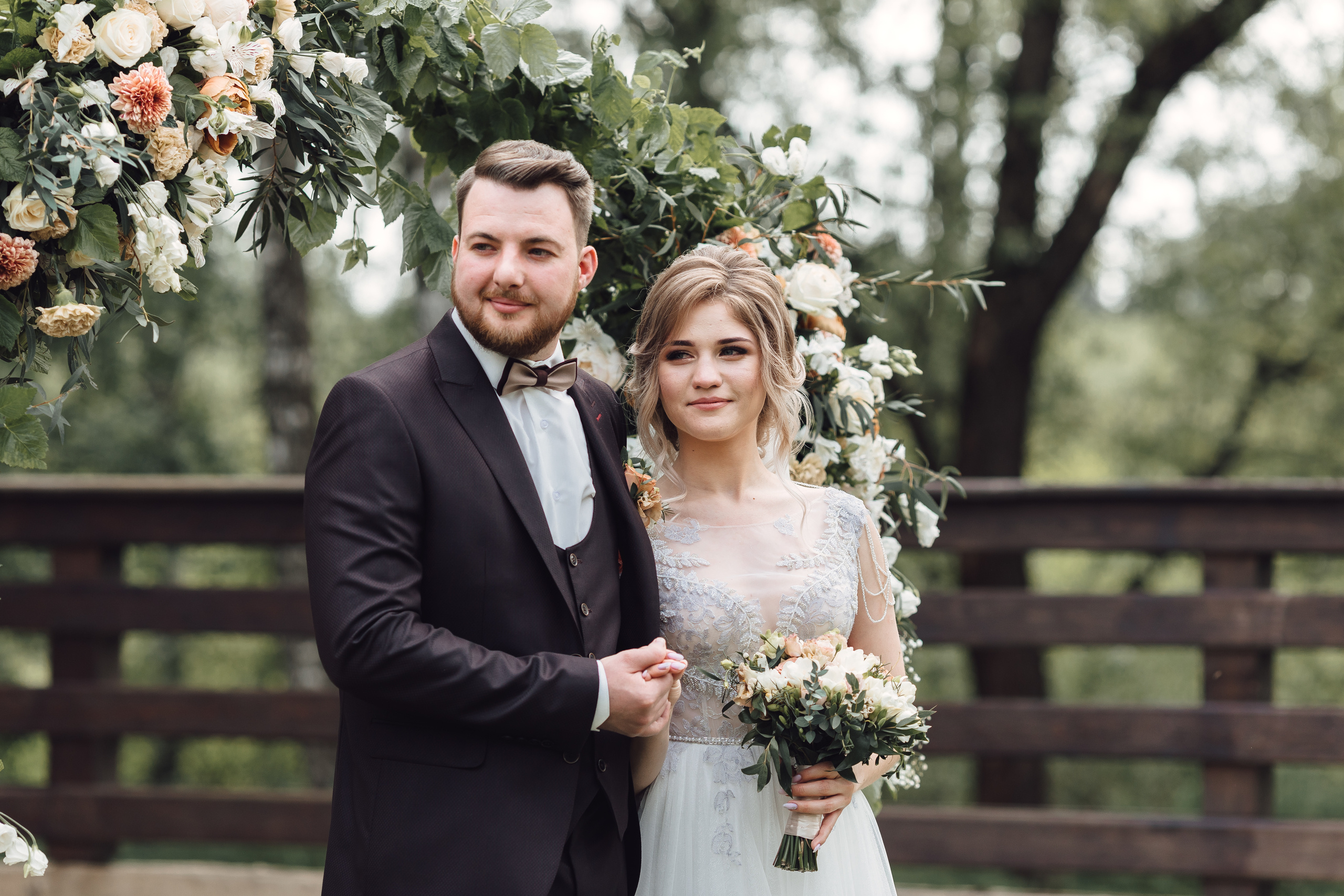 Территория для проведения церемонии выездной регистрации брака. Банкетный комплекс и свадебное агенство "Александр Грин"