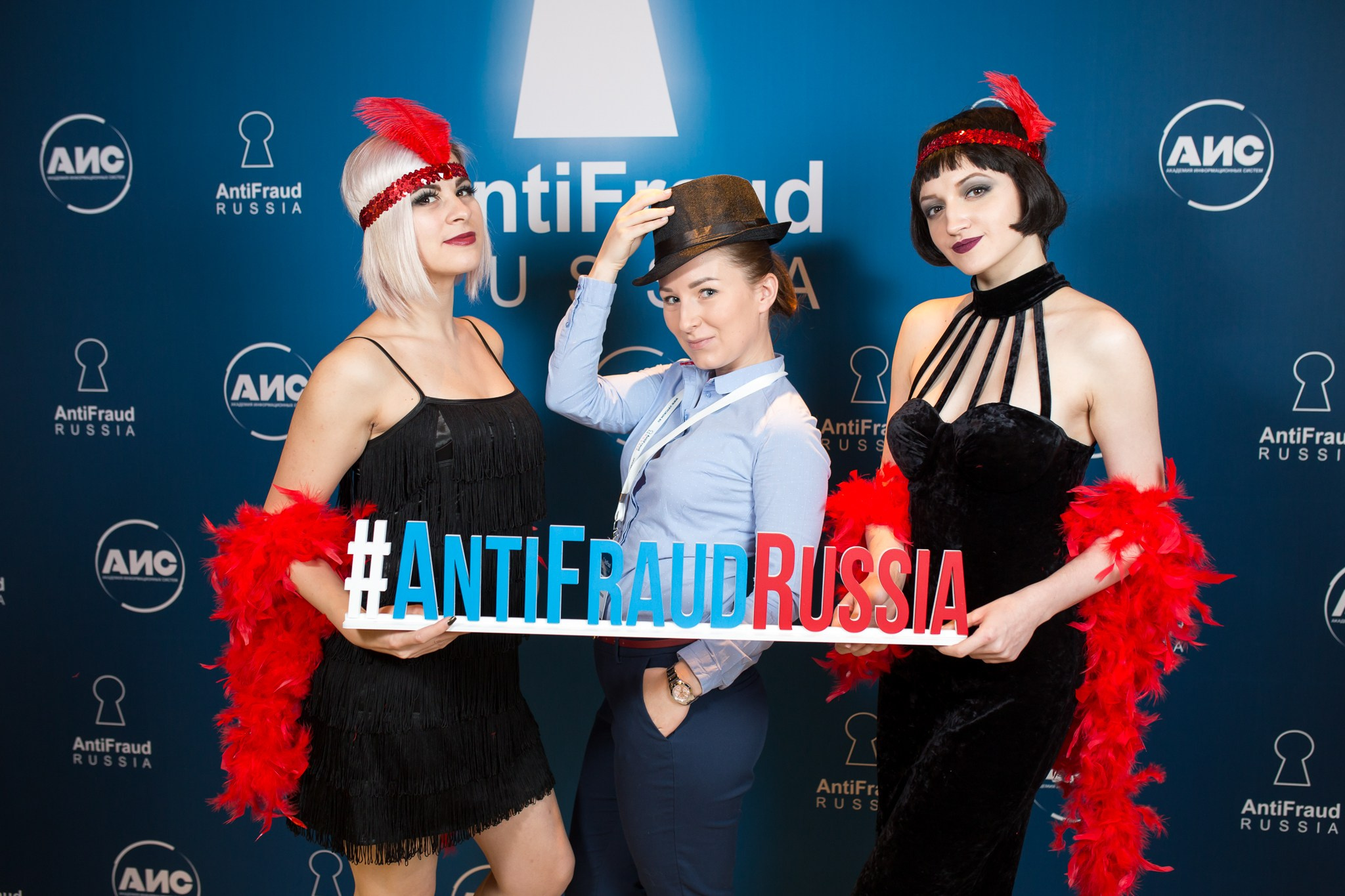 Фото Прайс Presswall. ByGreen.org — Cosplay photo and video with love