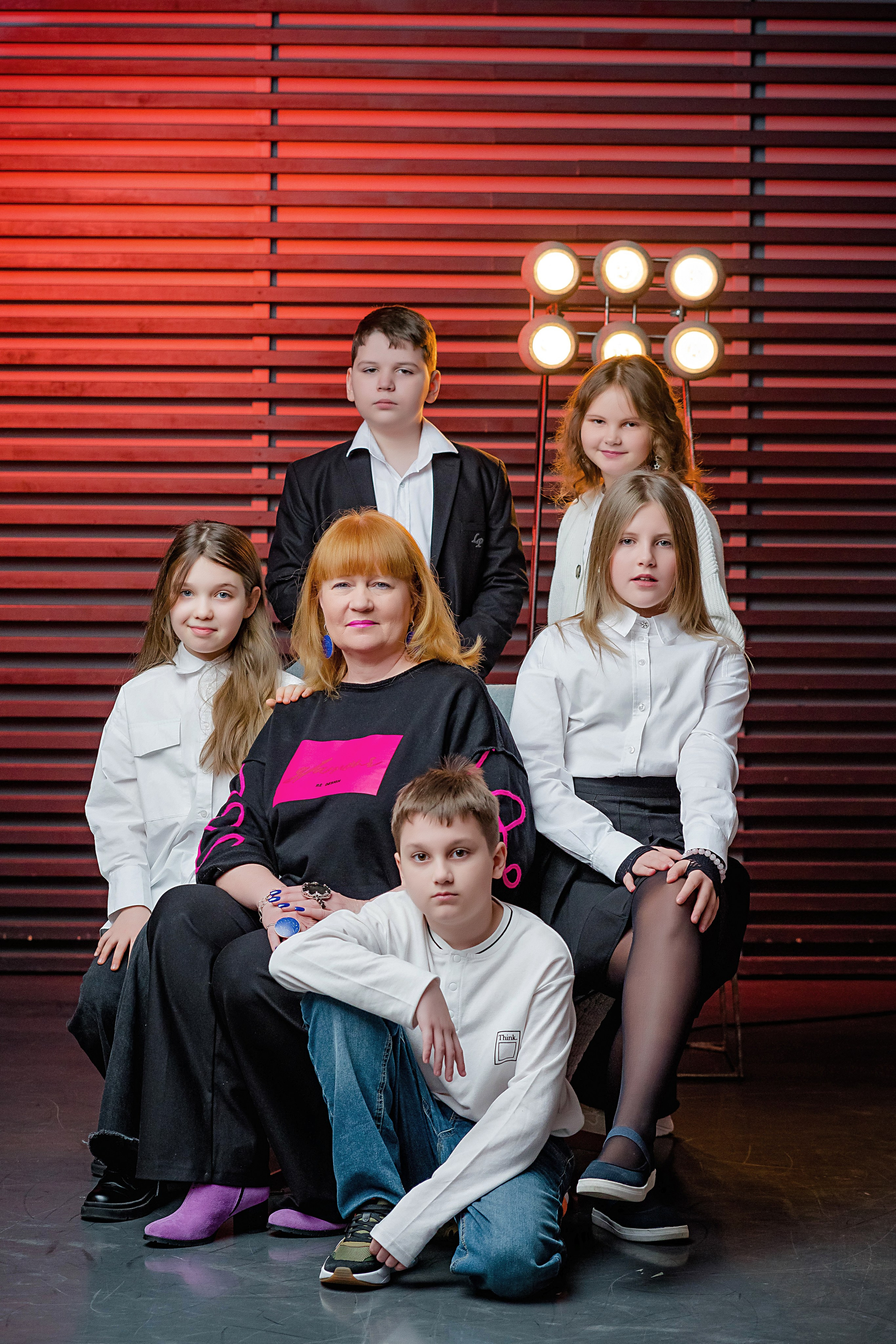 Фотосессия Гимназия 76 Класс 4А. Современные Выпускные Альбомы в Ростове-на-Дону