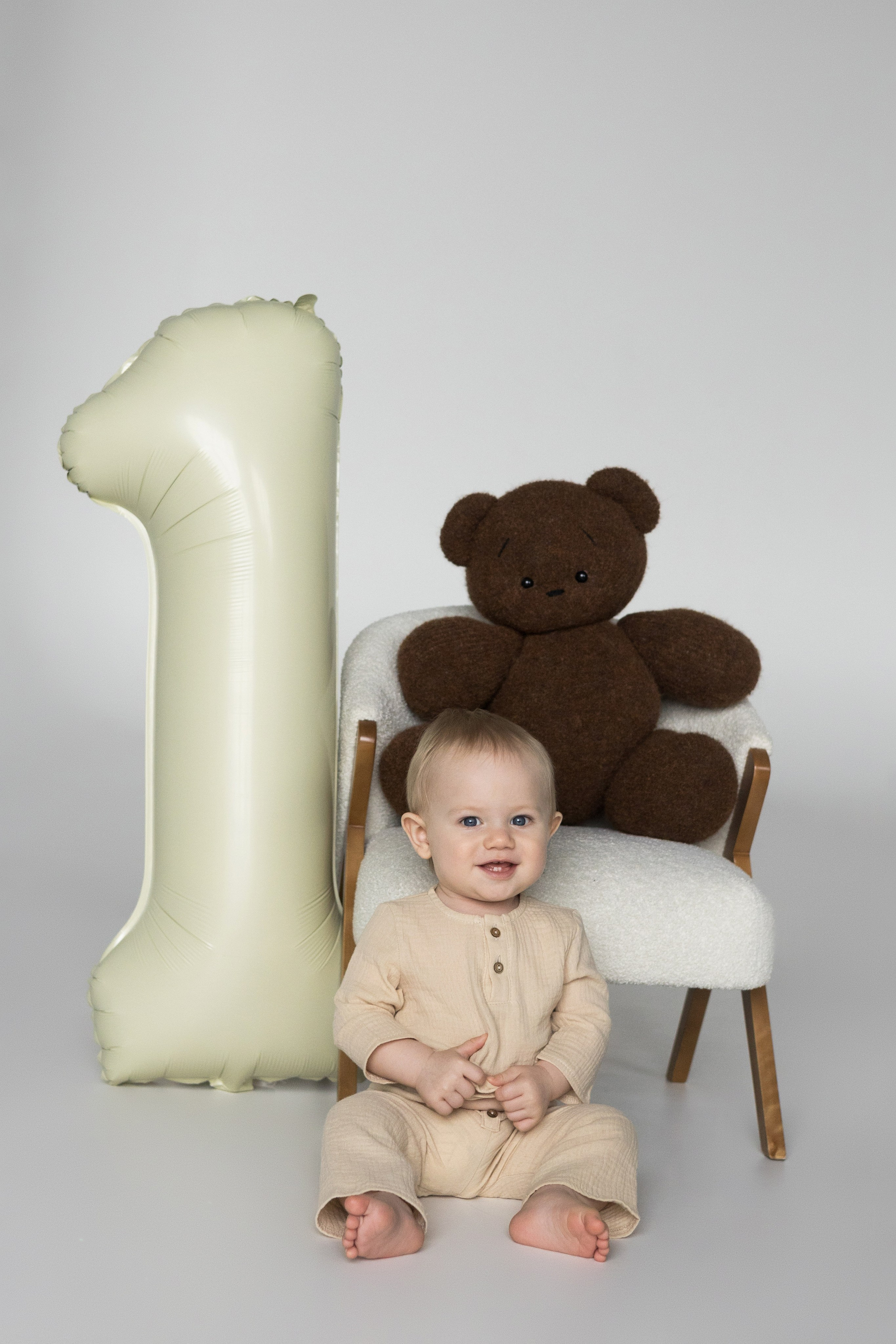 Фотосессия 1 года — студия, семья, годик в Красноярске | Vetaphoto. Фотограф беременности и новорожденных в Красноярске Вета Ланская