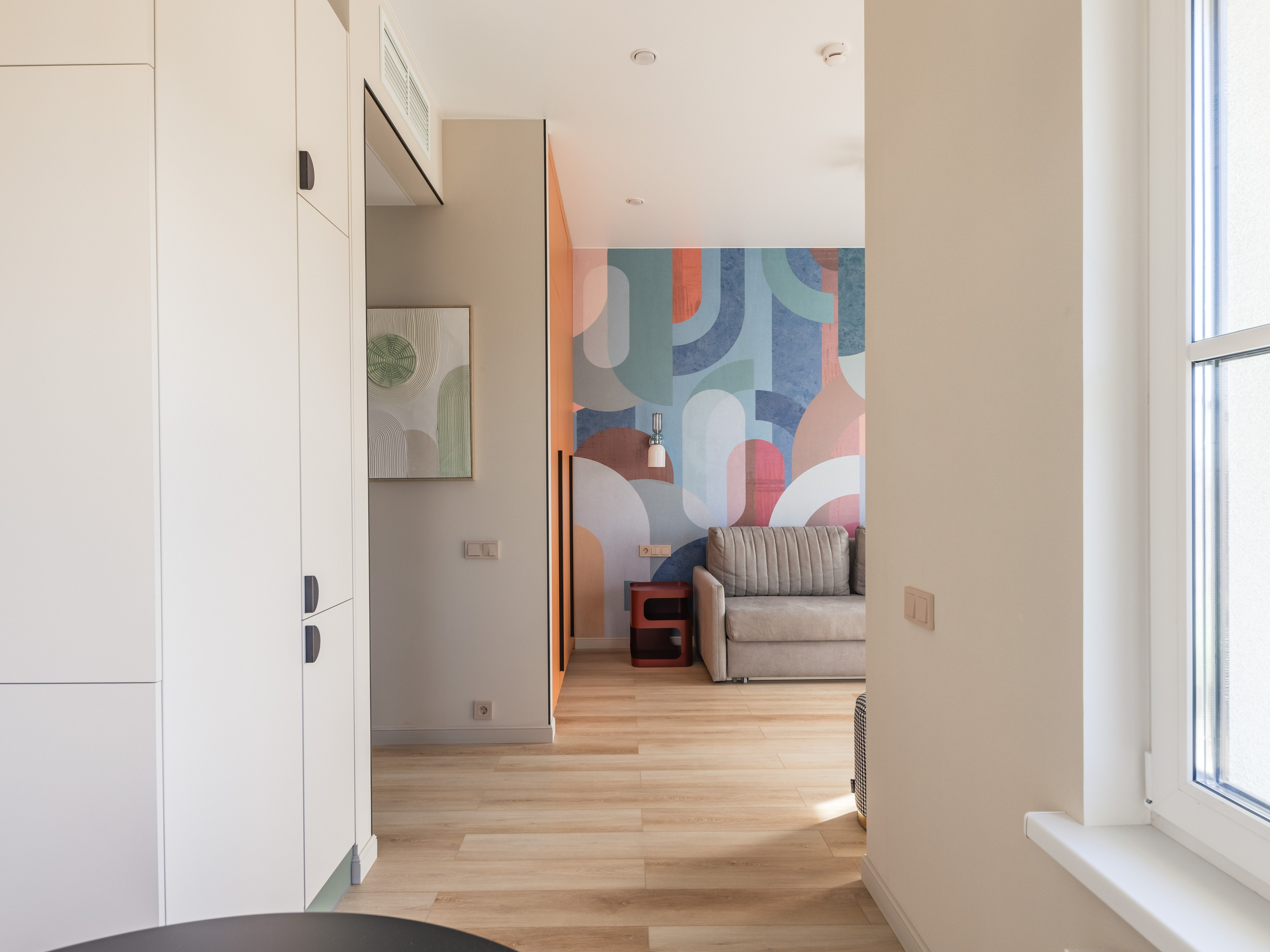 Дизайн яркой квартиры для аренды в Санкт-Петербурге ЖК Наследие интерьер от Ксении Новиковой ksudsgn цвета авторский стиль центр города. Интерьерный дизайнер из Петербурга — Ксения Новикова | ksudsgn