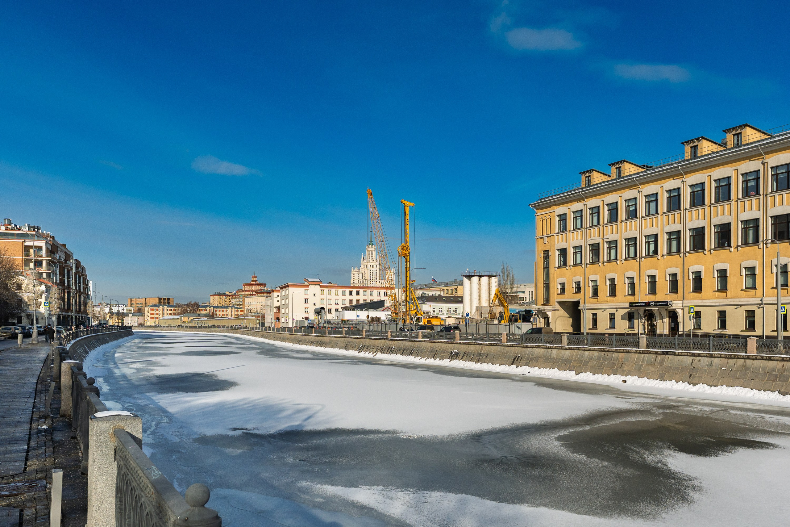 Архитектура и недвижимость. Ход строительства. Съемка с дрона. Профессиональное решение для частных лиц и бизнеса